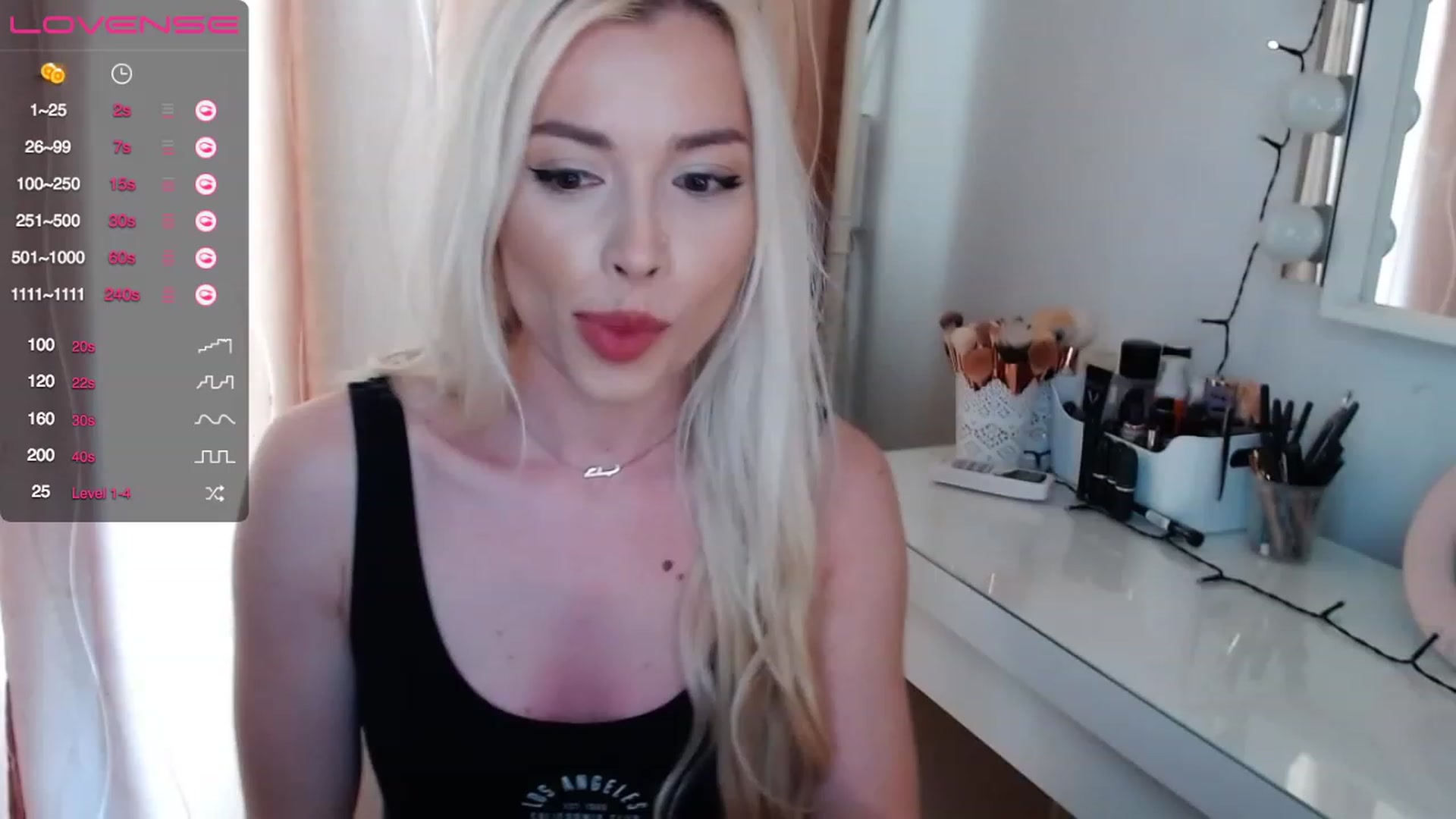 Gallery image thumbnail from Rapunzelll's myfreecams stream on, 05/20/2023, 12:47 image 8 of 20