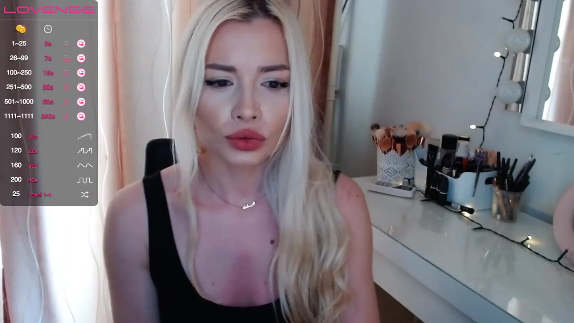 Gallery image thumbnail from Rapunzelll's myfreecams stream on, 05/20/2023, 12:47 image 12 of 20