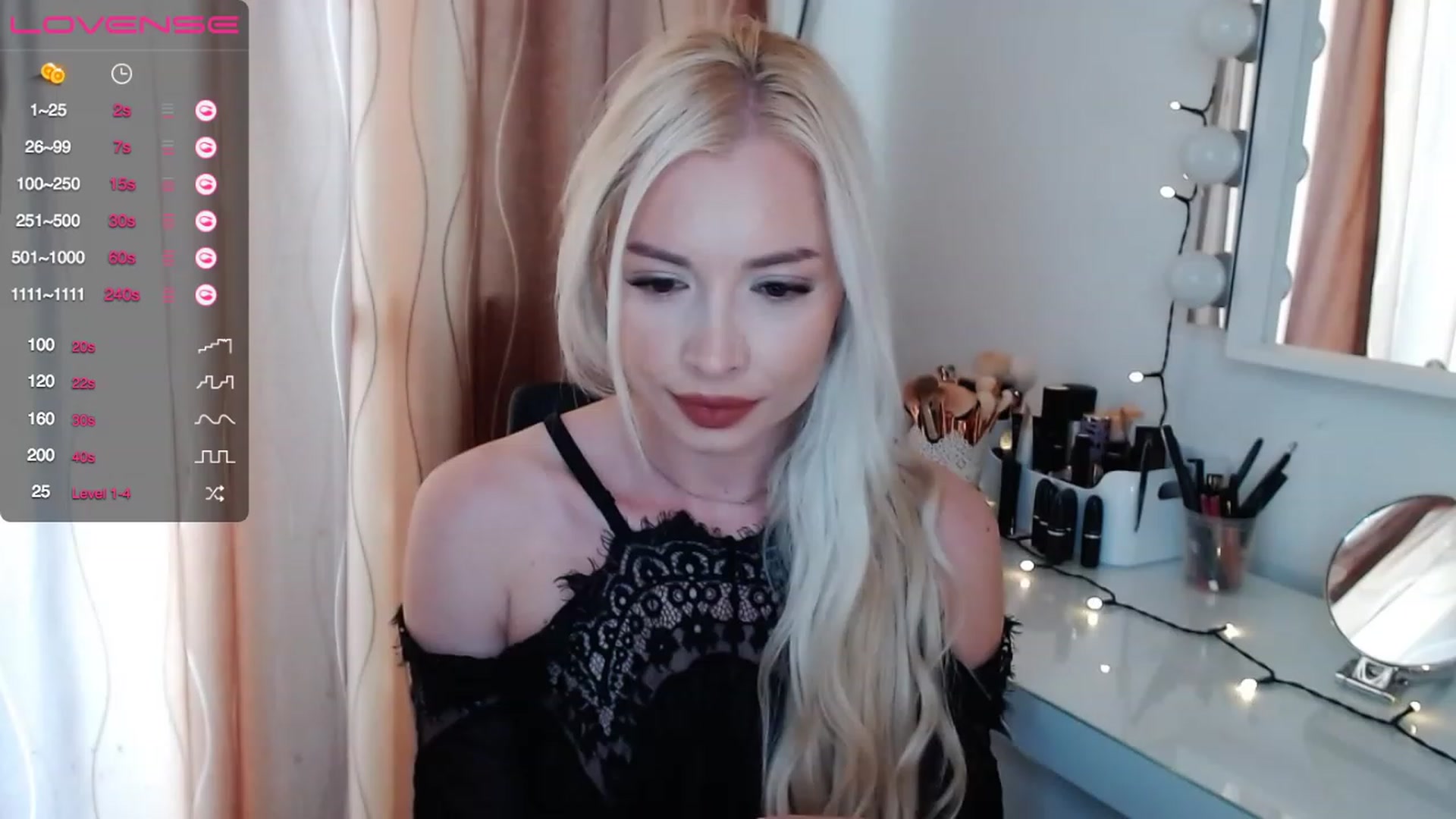 Gallery image thumbnail from Rapunzelll's myfreecams stream on, 06/08/2023, 11:29 image 11 of 20