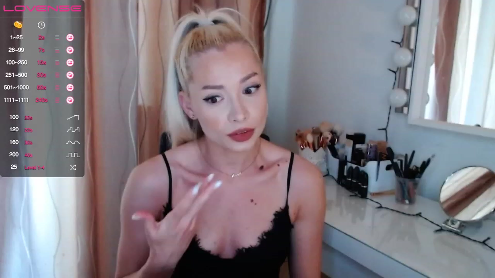 Gallery image thumbnail from Rapunzelll's myfreecams stream on, 06/11/2023, 09:04 image 9 of 20