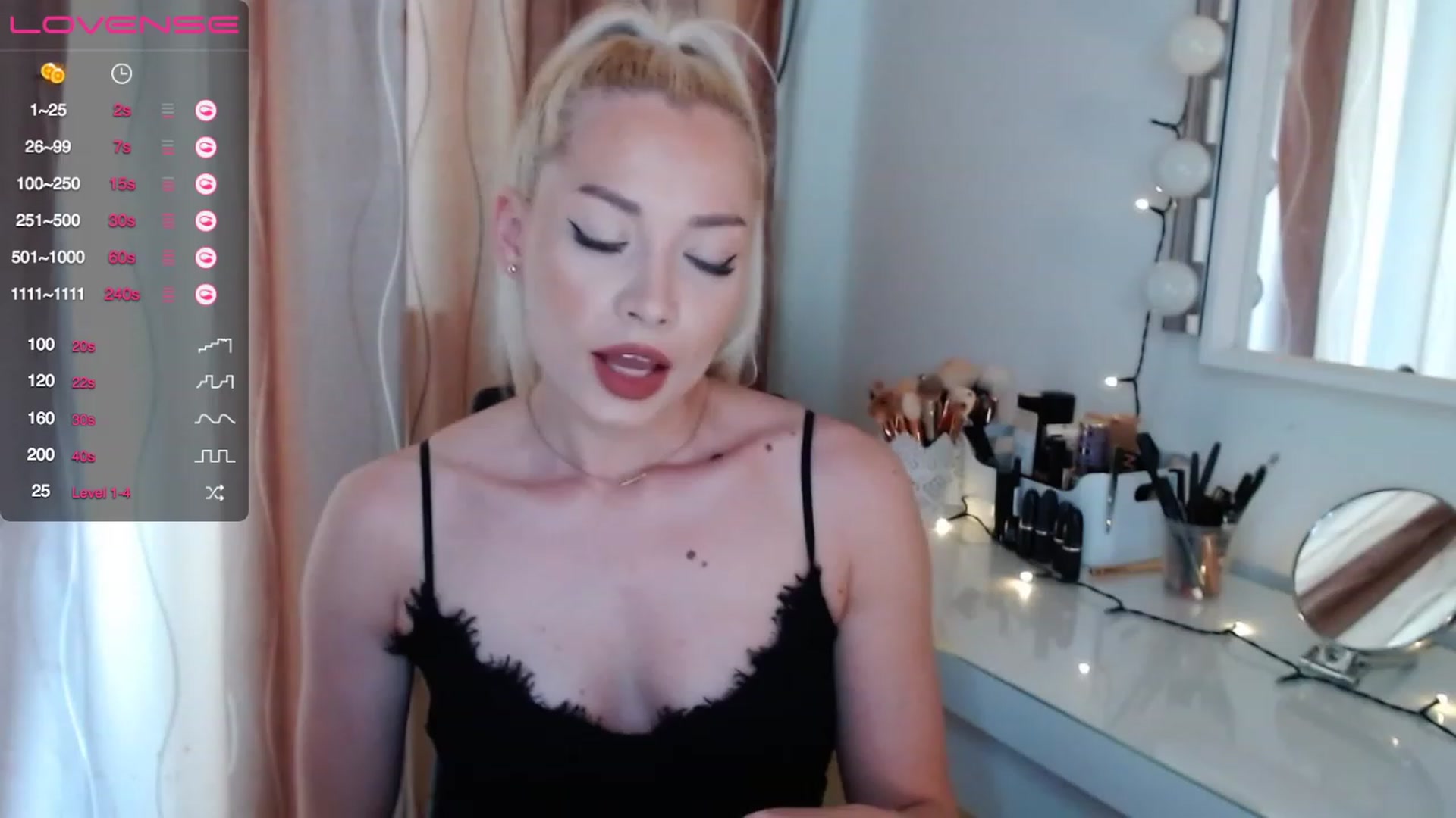 Gallery image thumbnail from Rapunzelll's myfreecams stream on, 06/11/2023, 09:04 image 8 of 20