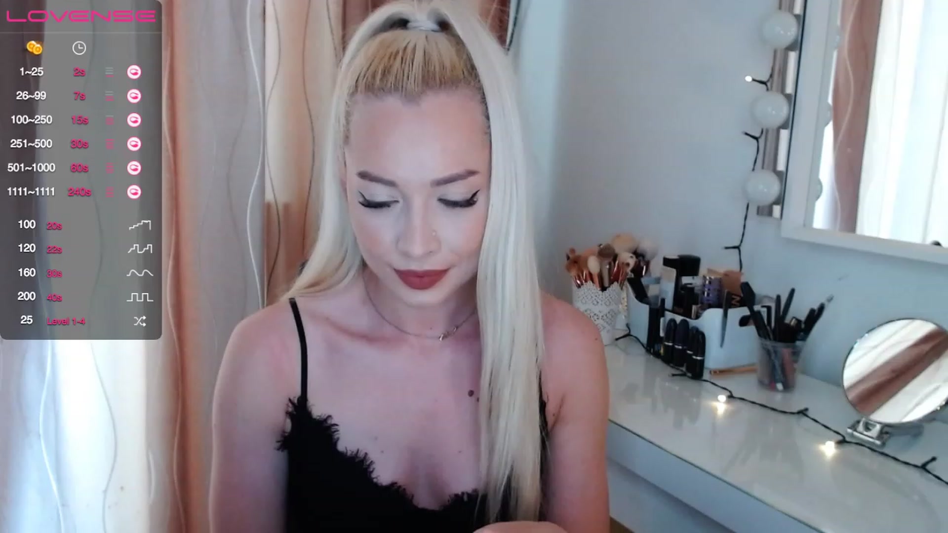 Gallery image thumbnail from Rapunzelll's myfreecams stream on, 06/11/2023, 11:31 image 3 of 20