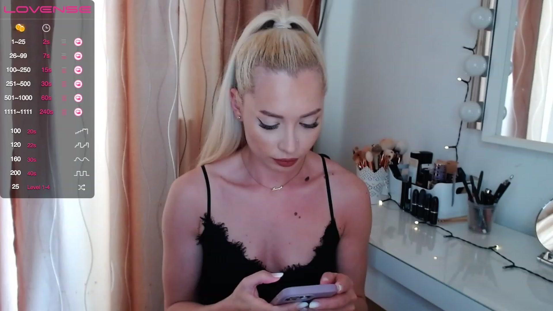Gallery image thumbnail from Rapunzelll's myfreecams stream on, 06/11/2023, 11:31 image 7 of 20