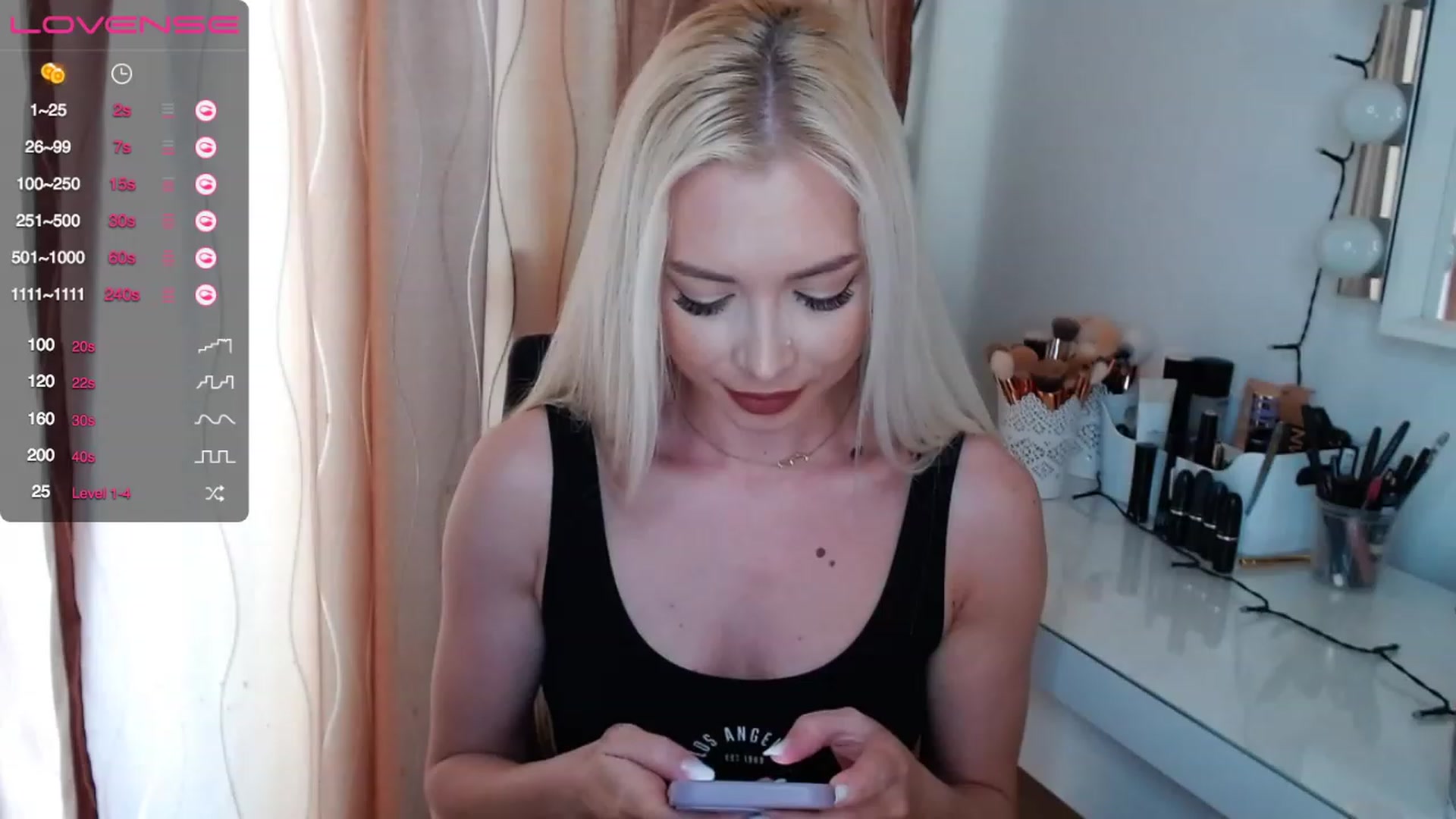 Gallery image thumbnail from Rapunzelll's myfreecams stream on, 06/13/2023, 10:44 image 10 of 20