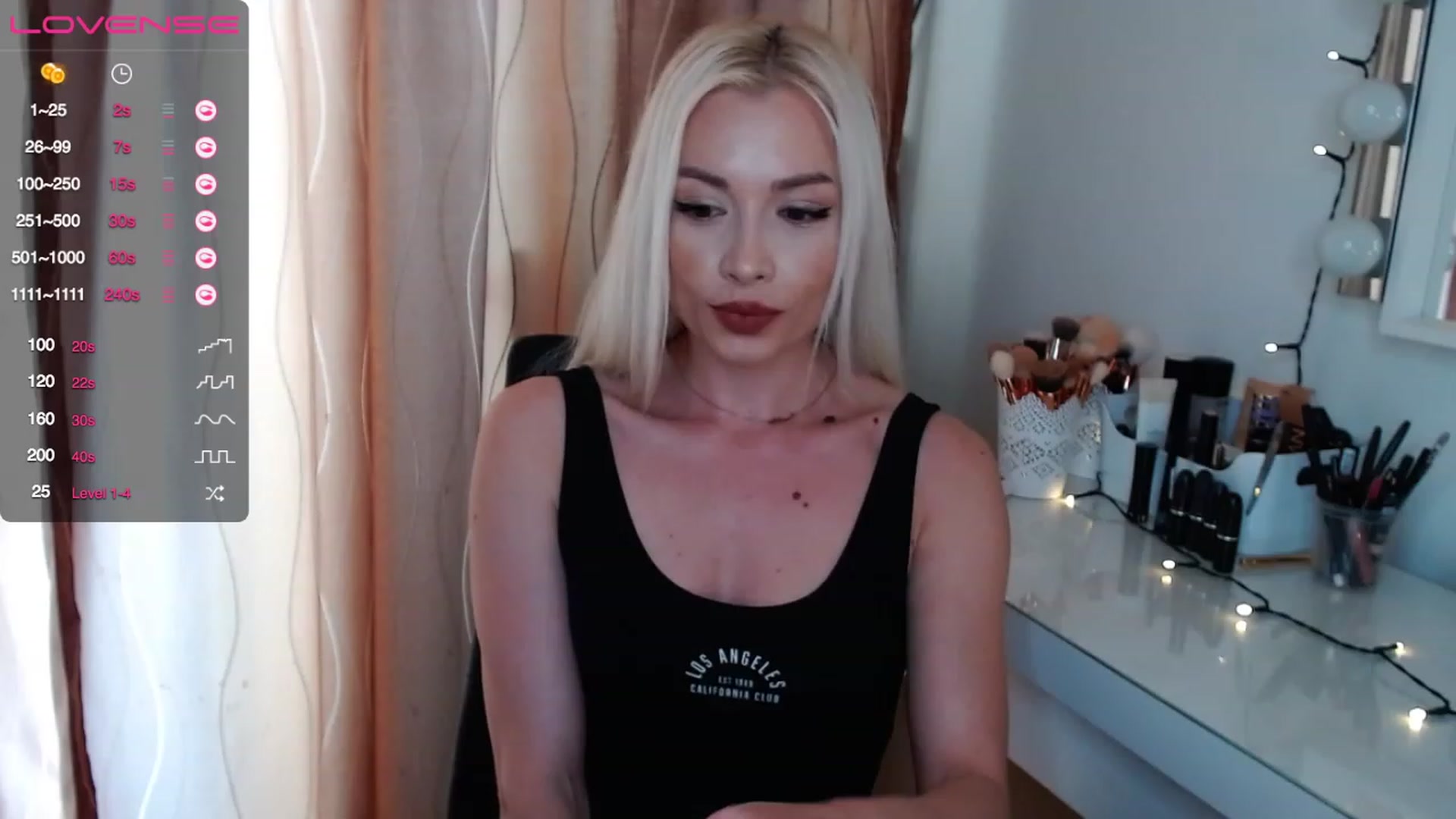 Gallery image thumbnail from Rapunzelll's myfreecams stream on, 06/13/2023, 10:44 image 12 of 20