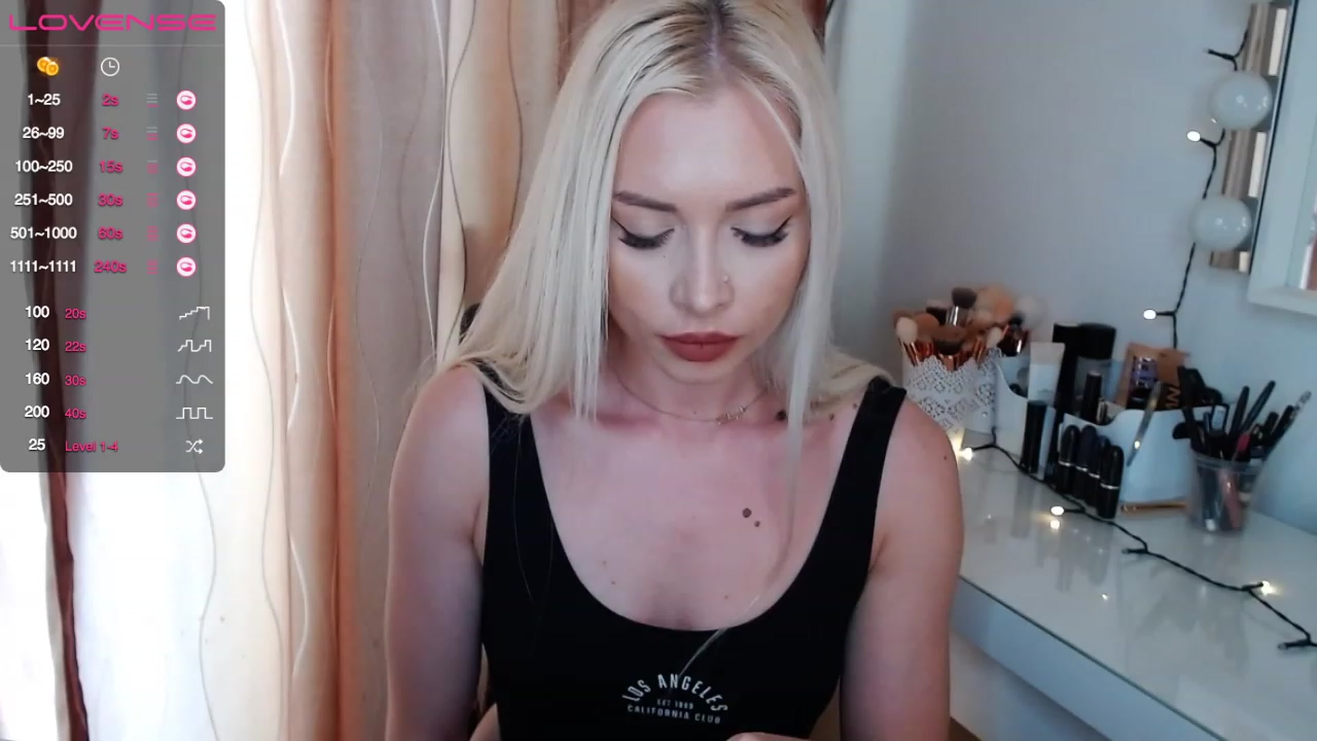 Gallery image thumbnail from Rapunzelll's myfreecams stream on, 06/13/2023, 10:44 image 15 of 20