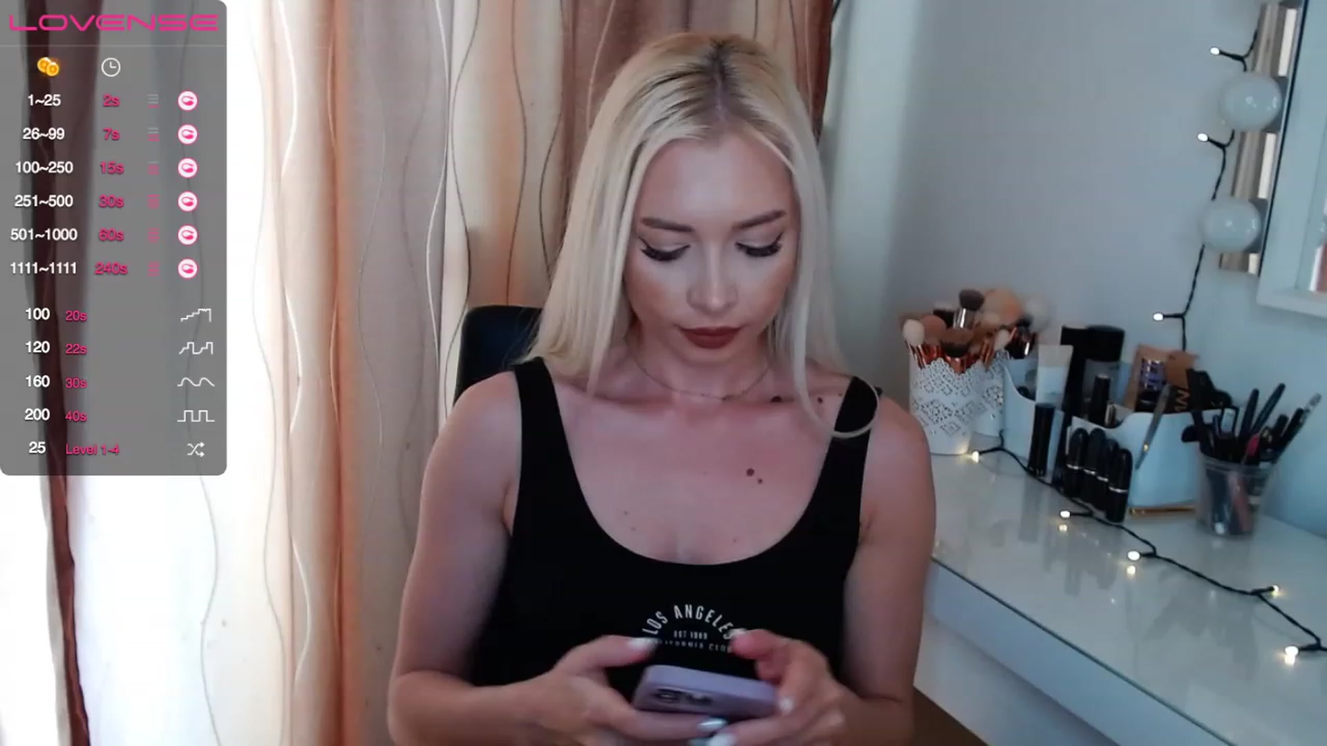 Gallery image thumbnail from Rapunzelll's myfreecams stream on, 06/13/2023, 10:44 image 16 of 20