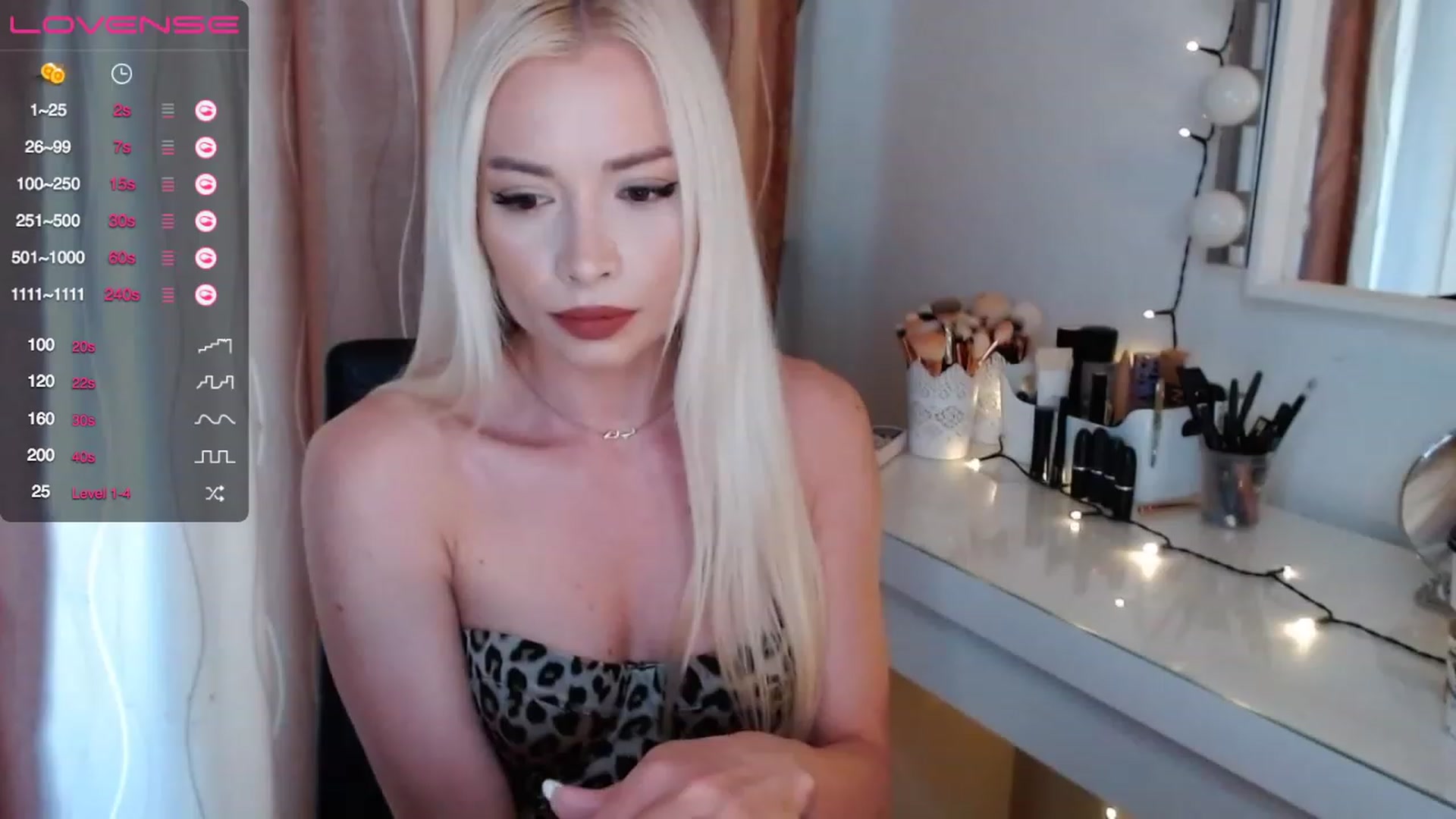 Gallery image thumbnail from Rapunzelll's myfreecams stream on, 06/14/2023, 08:41 image 8 of 20