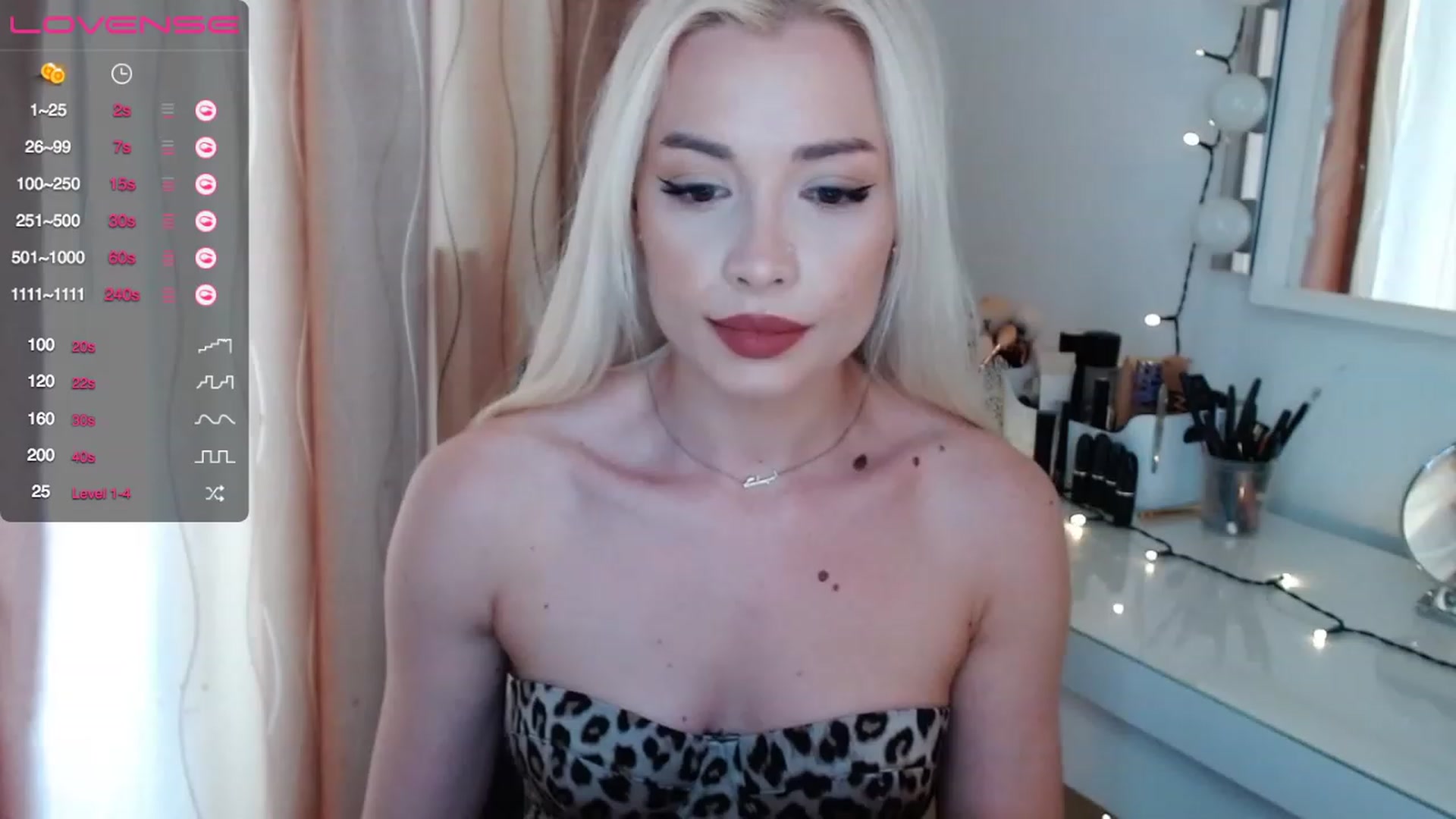 Gallery image thumbnail from Rapunzelll's myfreecams stream on, 06/14/2023, 09:39 image 7 of 20