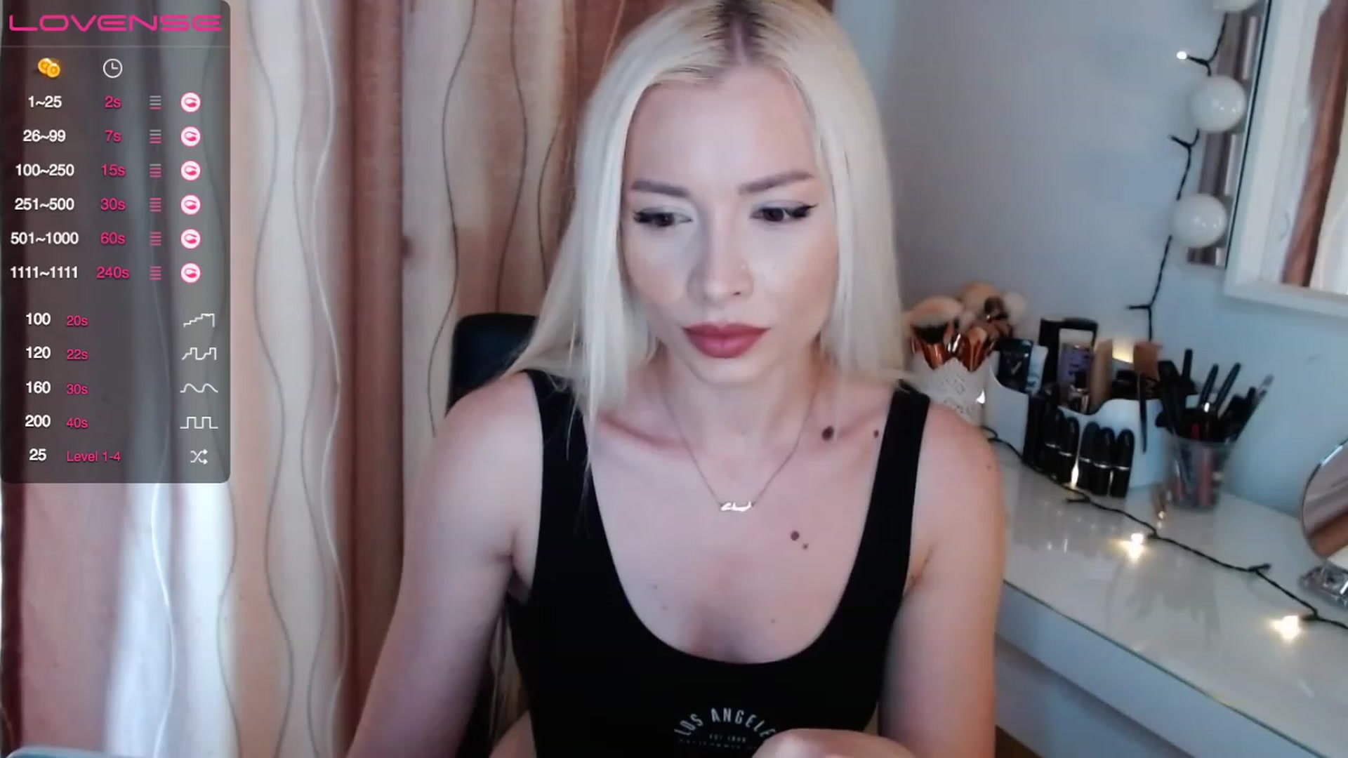 Gallery image thumbnail from Rapunzelll's myfreecams stream on, 06/19/2023, 07:26 image 3 of 20