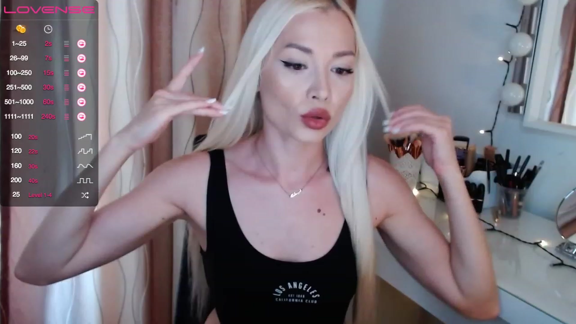 Gallery image thumbnail from Rapunzelll's myfreecams stream on, 06/19/2023, 07:26 image 10 of 20