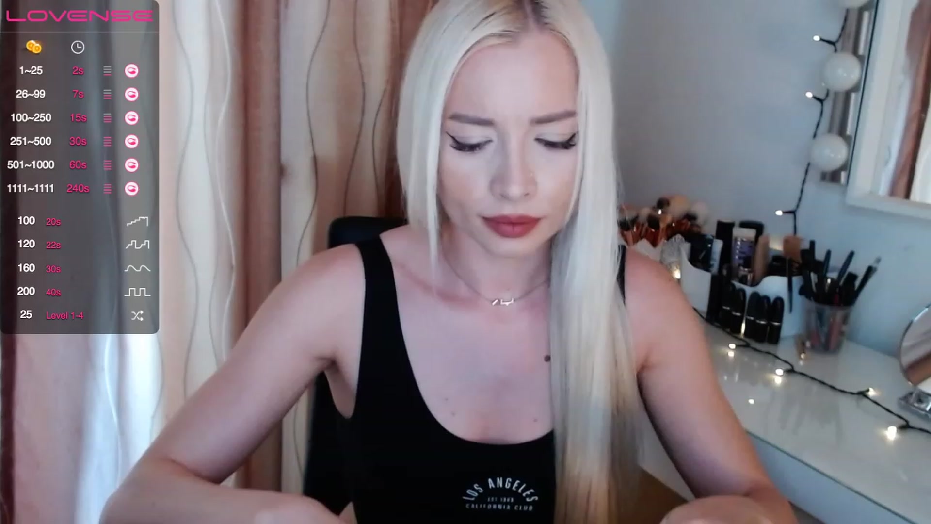 Gallery image thumbnail from Rapunzelll's myfreecams stream on, 06/19/2023, 09:03 image 11 of 20