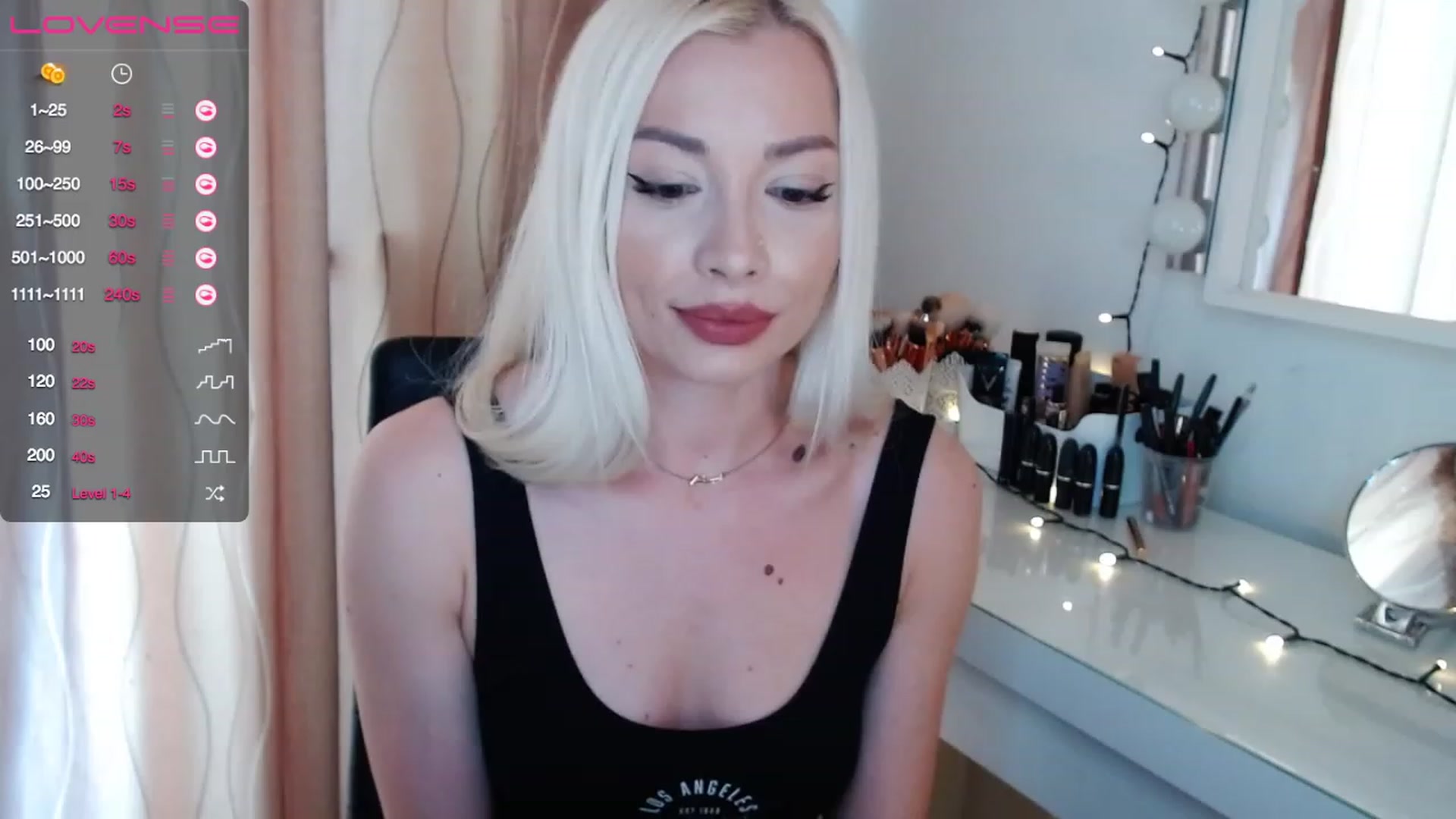 Gallery image thumbnail from Rapunzelll's myfreecams stream on, 06/19/2023, 10:14 image 7 of 20