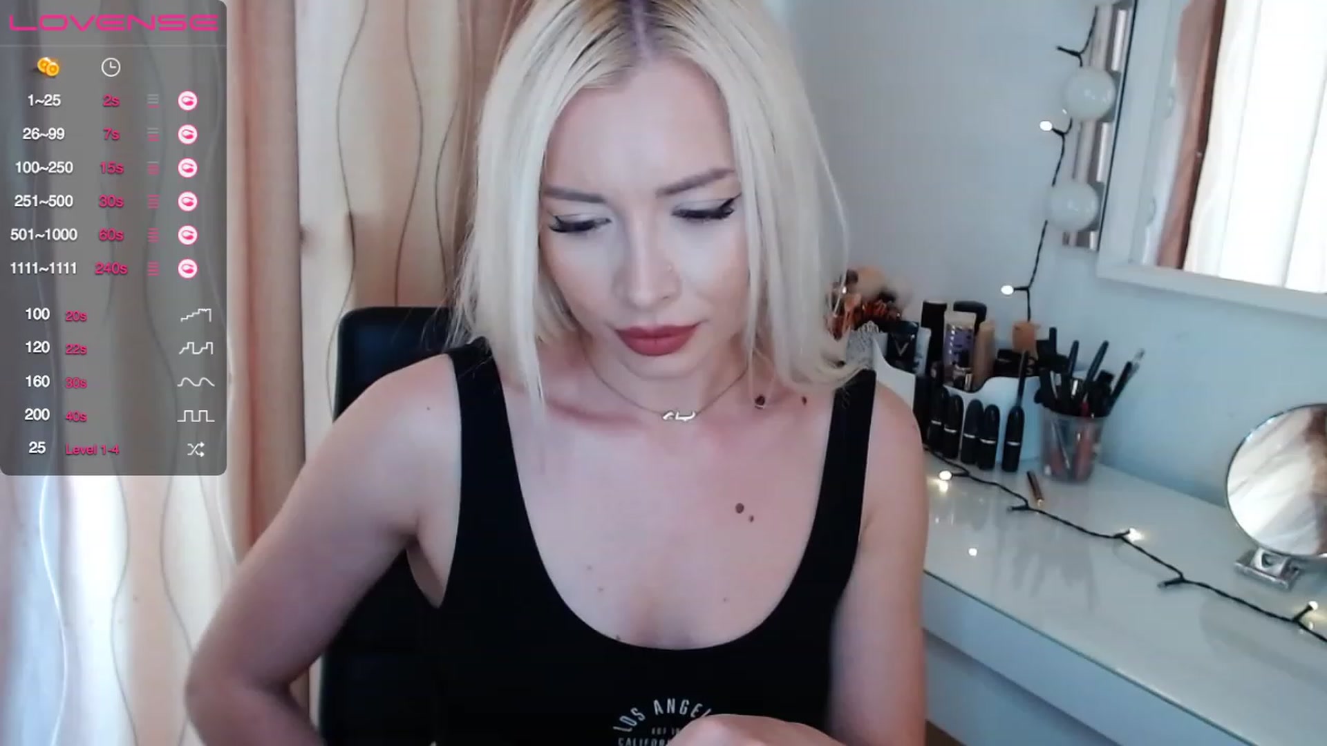 Gallery image thumbnail from Rapunzelll's myfreecams stream on, 06/19/2023, 10:14 image 14 of 20