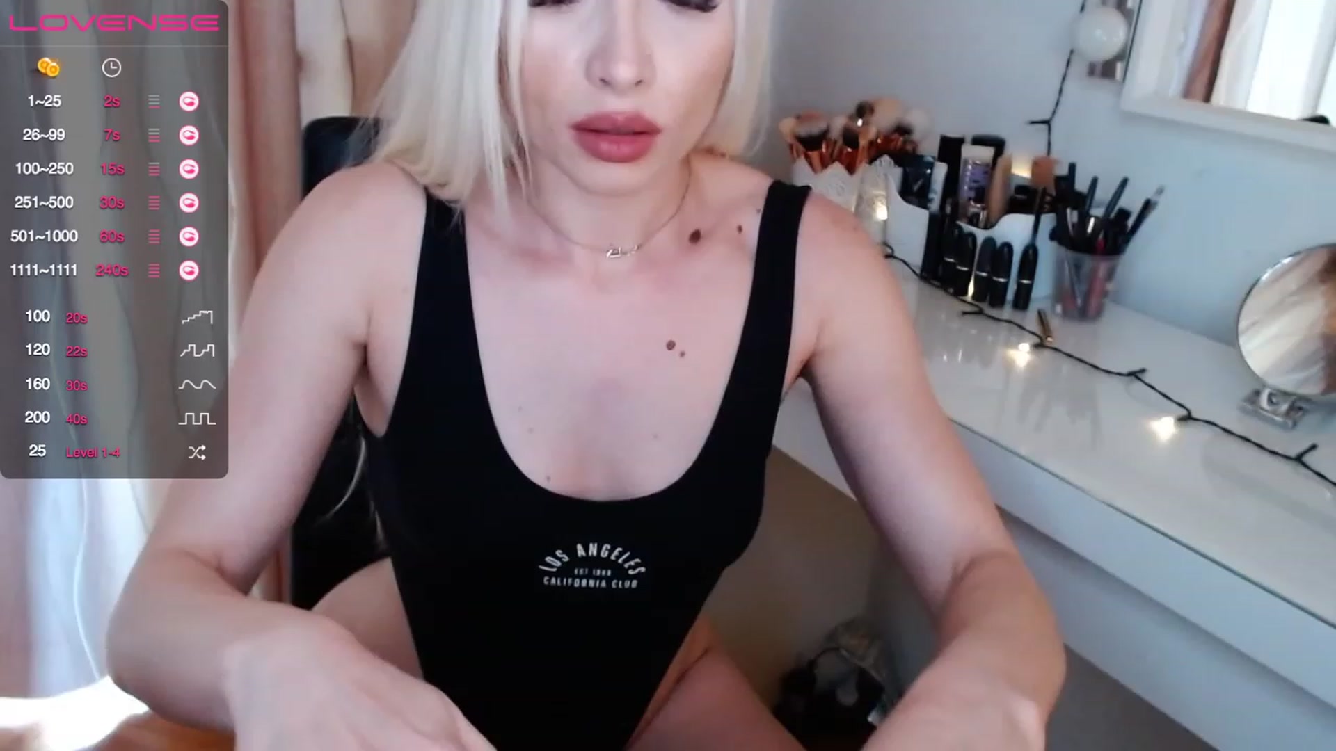 Gallery image thumbnail from Rapunzelll's myfreecams stream on, 06/19/2023, 10:14 image 20 of 20