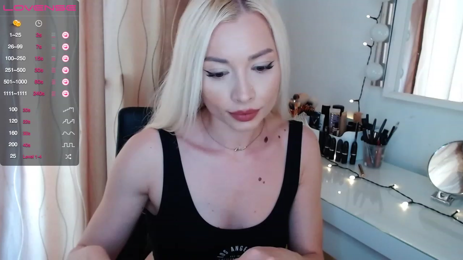 Gallery image thumbnail from Rapunzelll's myfreecams stream on, 06/19/2023, 10:14 image 12 of 20