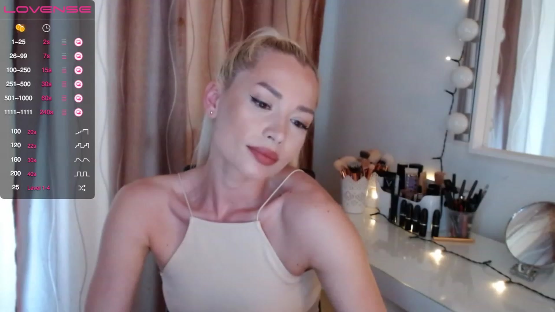 Gallery image thumbnail from Rapunzelll's myfreecams stream on, 06/20/2023, 09:13 image 2 of 20