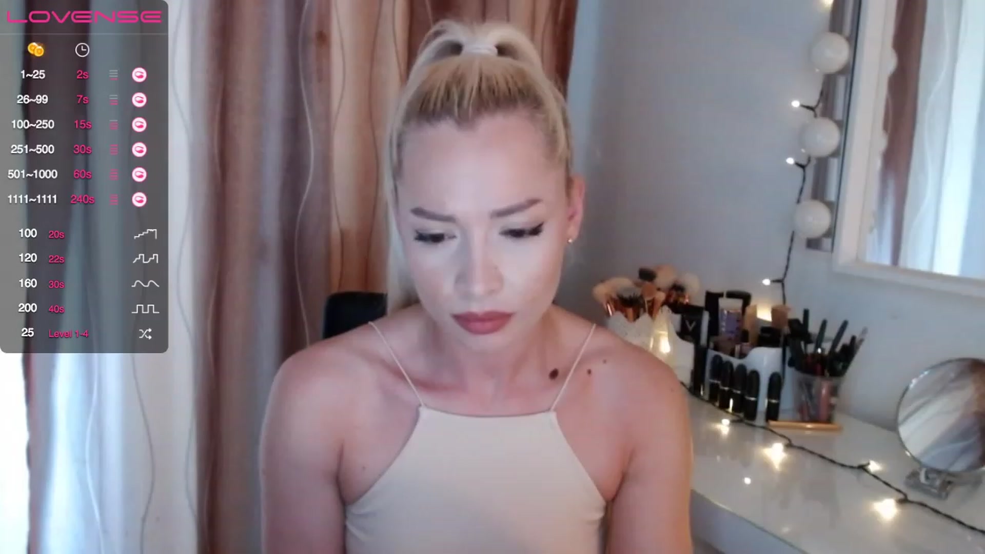 Gallery image thumbnail from Rapunzelll's myfreecams stream on, 06/20/2023, 09:13 image 3 of 20