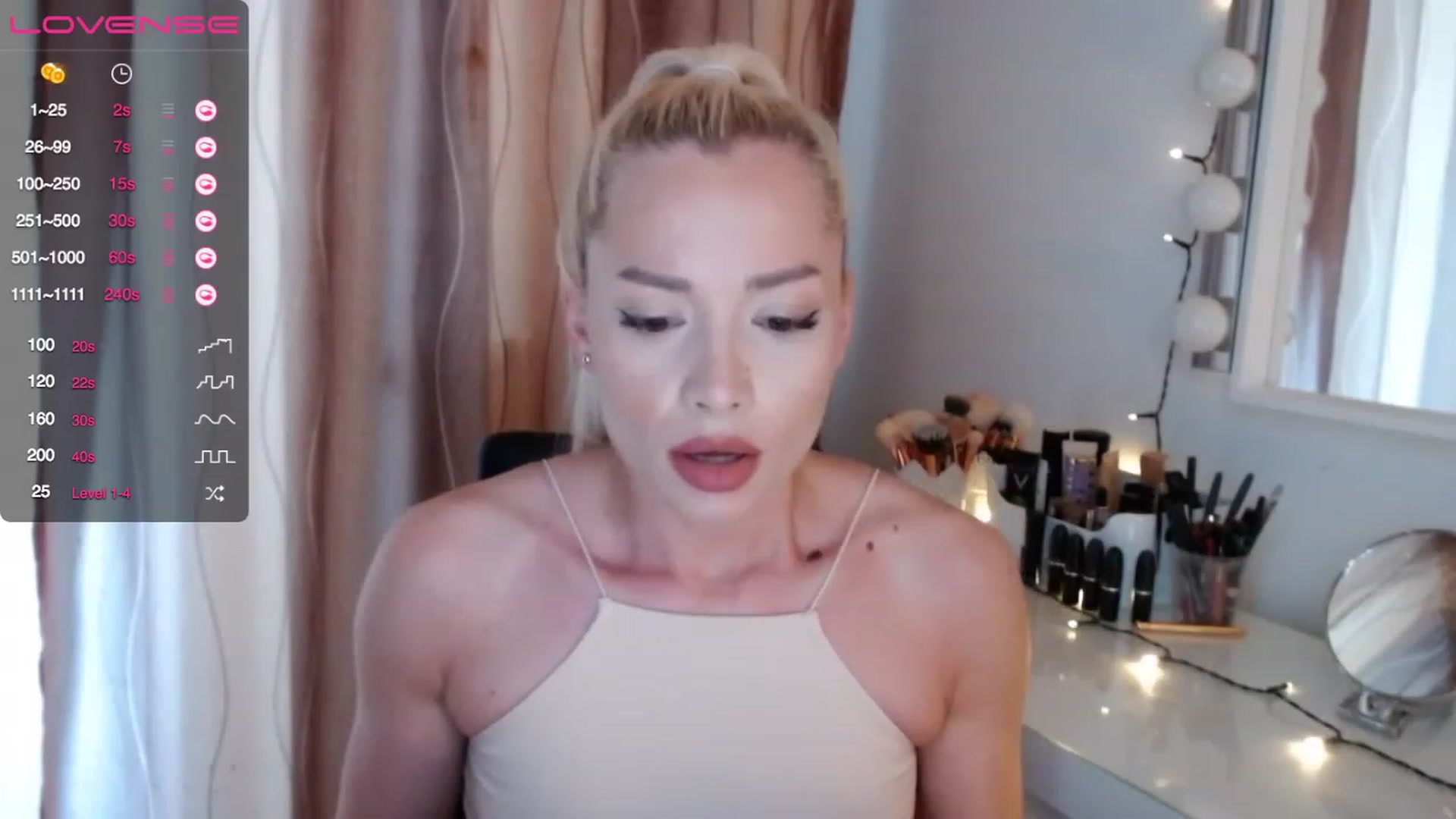 Gallery image thumbnail from Rapunzelll's myfreecams stream on, 06/20/2023, 09:13 image 8 of 20