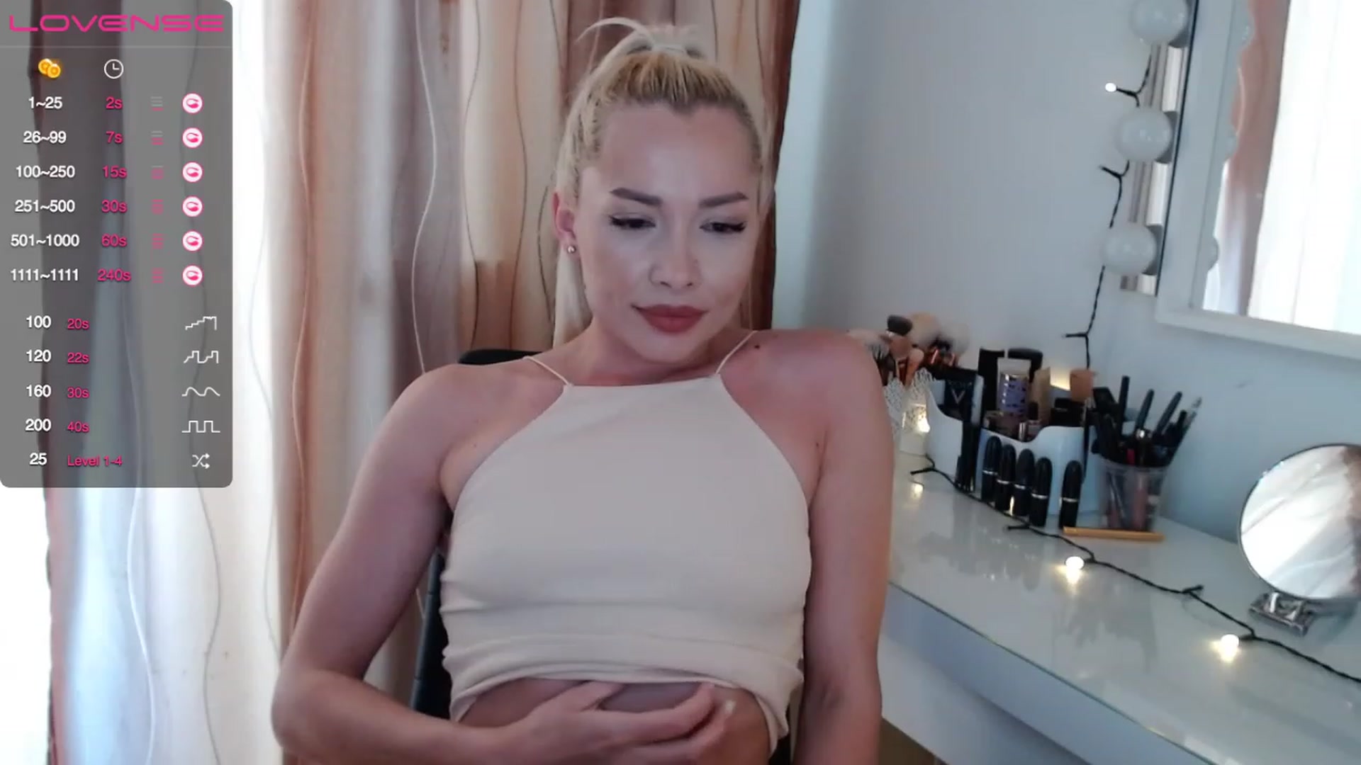 Gallery image thumbnail from Rapunzelll's myfreecams stream on, 06/20/2023, 10:24 image 12 of 20