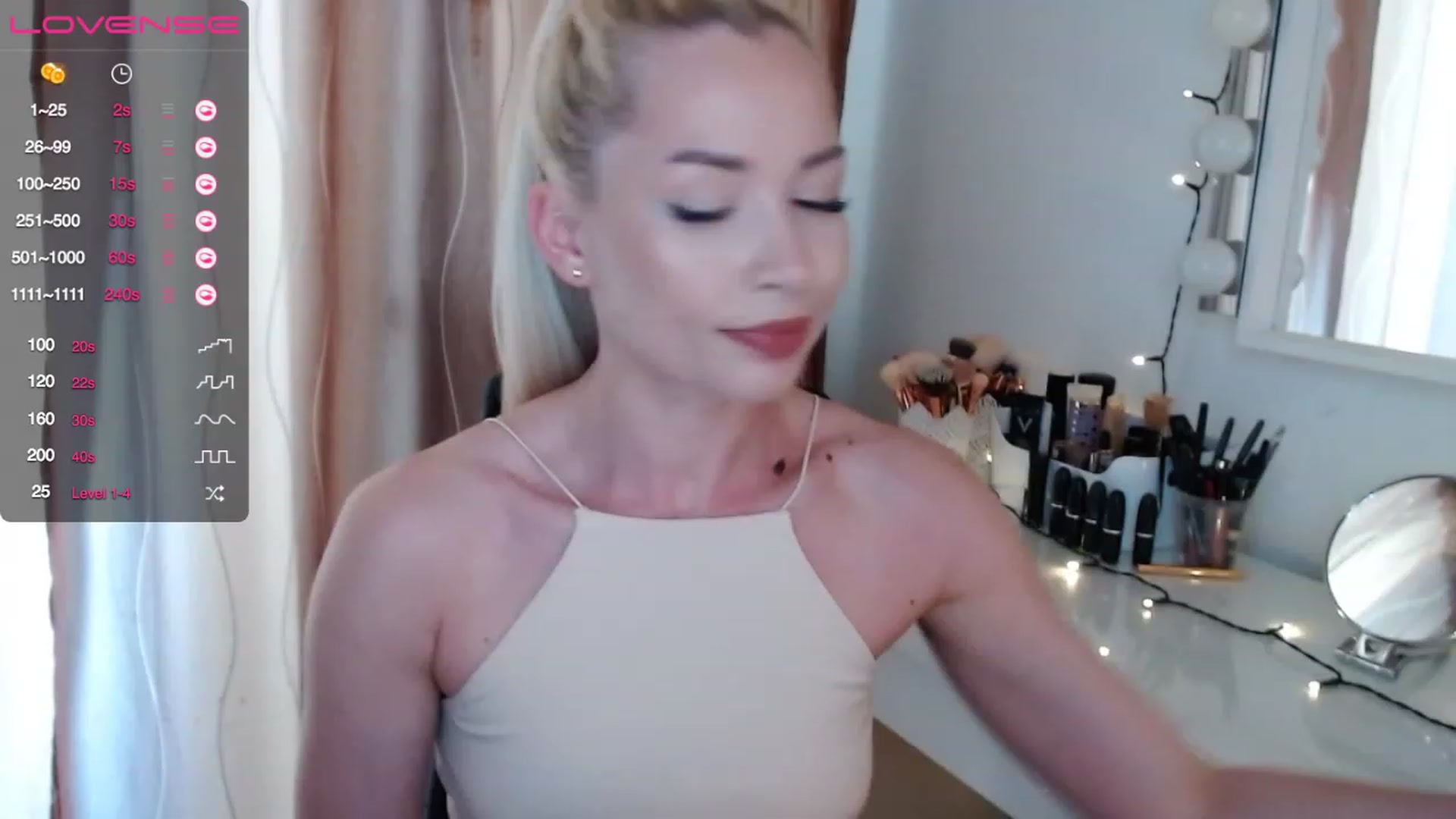 Gallery image thumbnail from Rapunzelll's myfreecams stream on, 06/20/2023, 10:24 image 4 of 20
