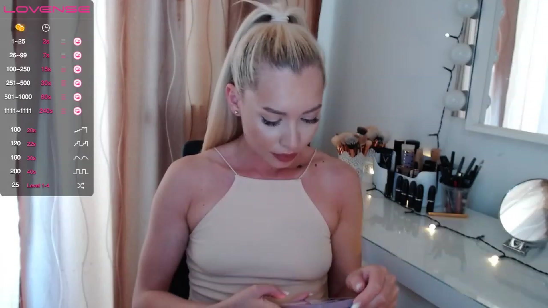 Gallery image thumbnail from Rapunzelll's myfreecams stream on, 06/20/2023, 10:24 image 10 of 20