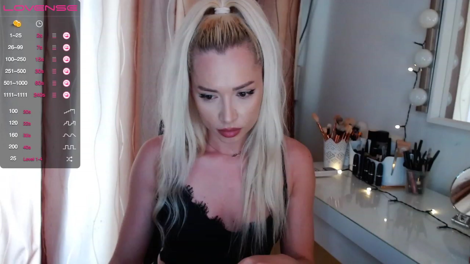 Gallery image thumbnail from Rapunzelll's myfreecams stream on, 06/25/2023, 08:31 image 3 of 20