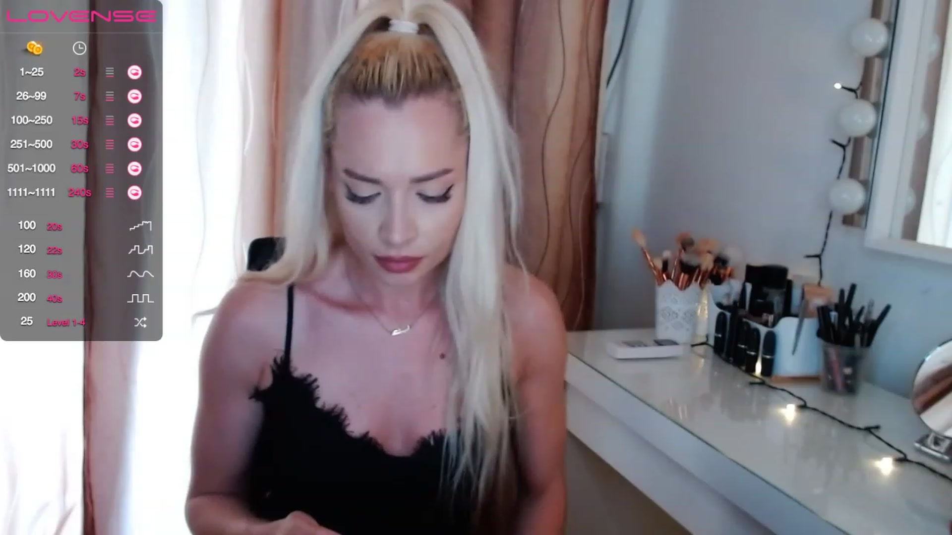 Gallery image thumbnail from Rapunzelll's myfreecams stream on, 06/25/2023, 08:31 image 19 of 20