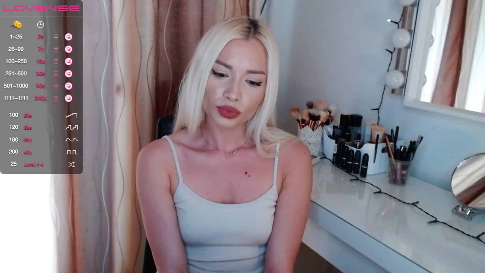 Gallery image thumbnail from Rapunzelll's myfreecams stream on, 06/28/2023, 10:21 image 10 of 20