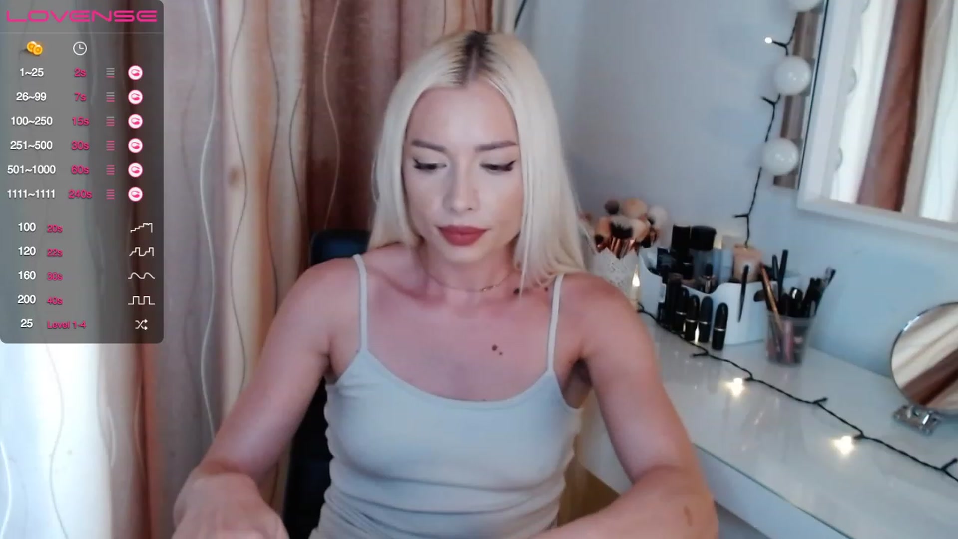 Gallery image thumbnail from Rapunzelll's myfreecams stream on, 06/28/2023, 10:21 image 7 of 20