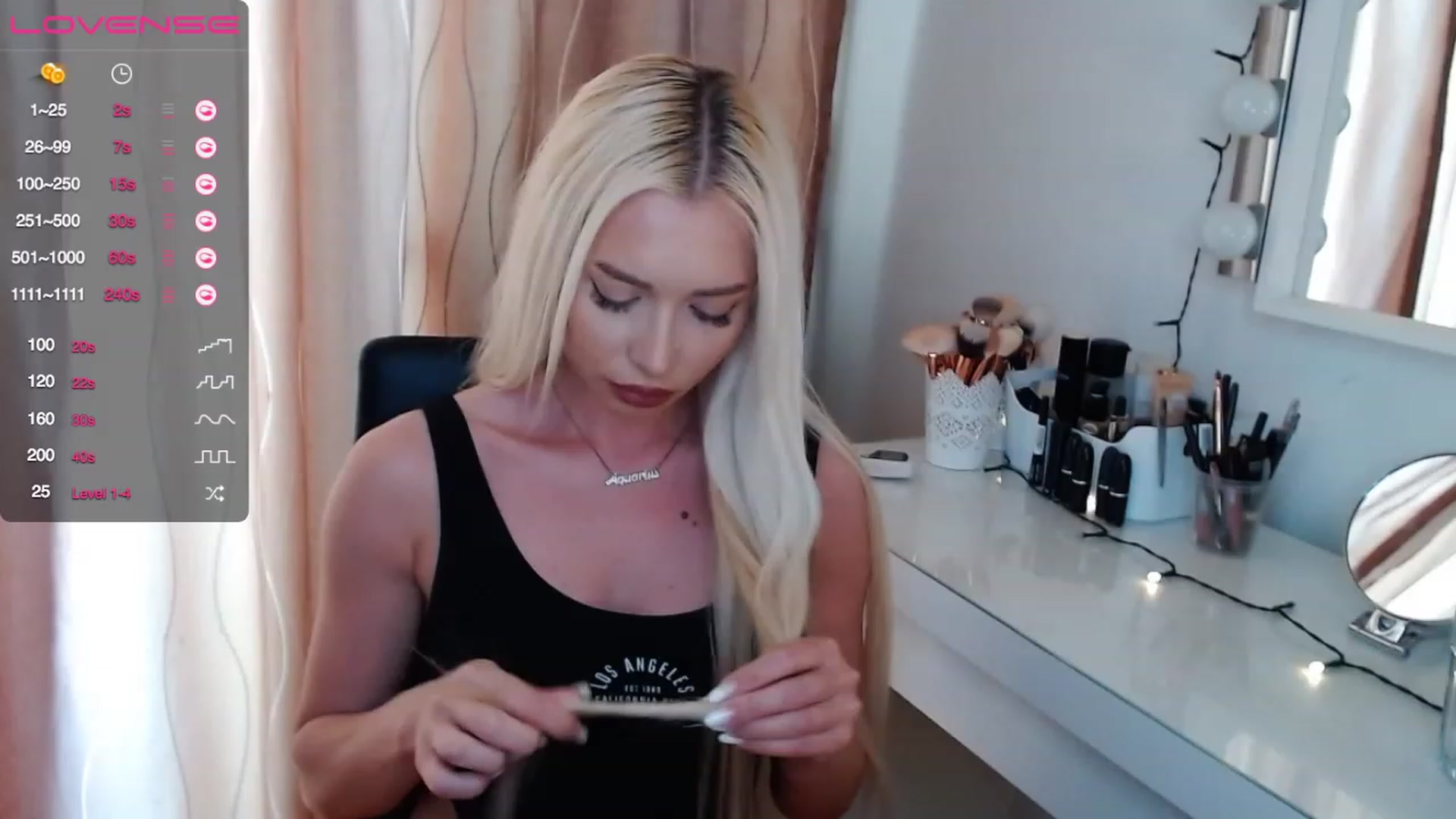 Gallery image thumbnail from Rapunzelll's myfreecams stream on, 06/29/2023, 10:34 image 19 of 20