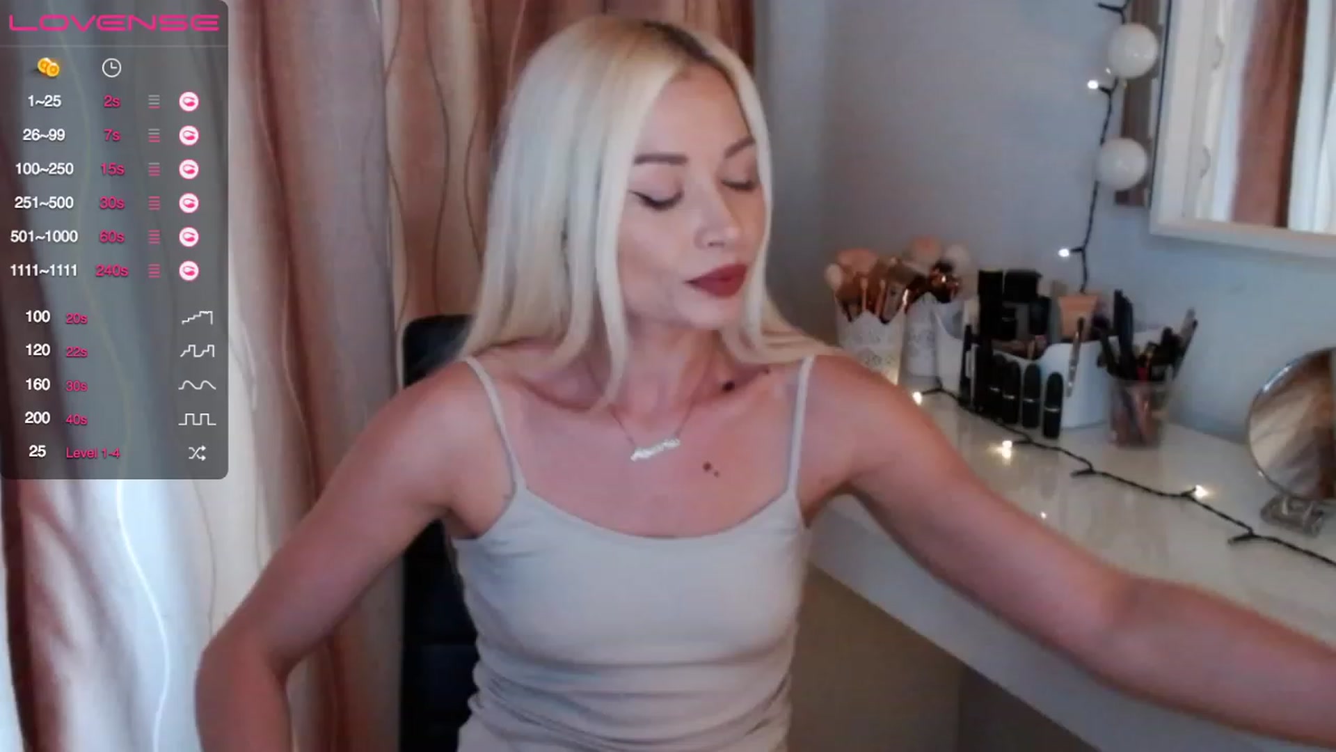 Gallery image thumbnail from Rapunzelll's myfreecams stream on, 07/02/2023, 11:11 image 2 of 20