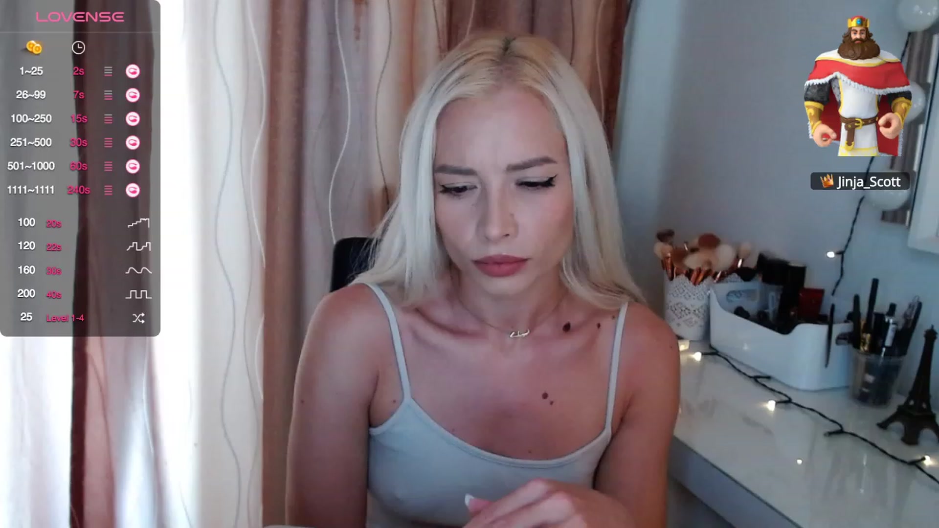 Gallery image thumbnail from Rapunzelll's myfreecams stream on, 10/17/2023, 08:07 image 12 of 20