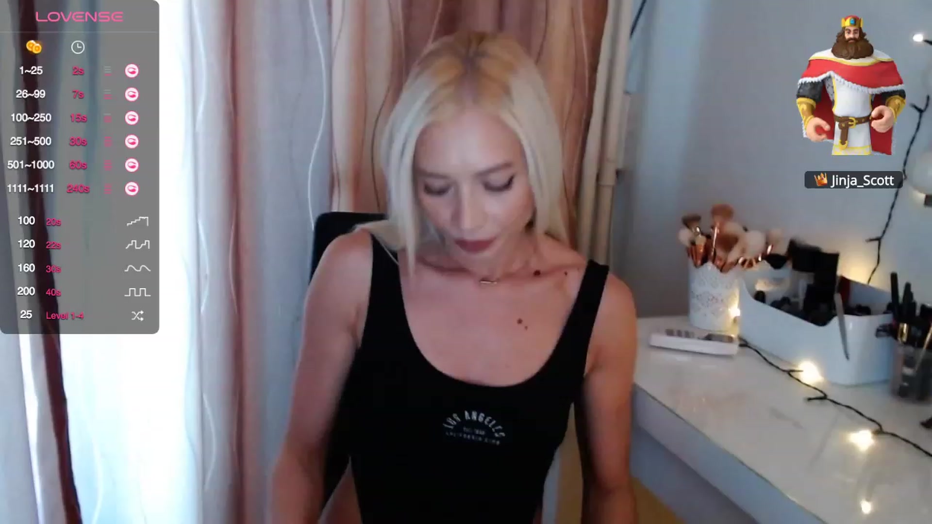 Gallery image thumbnail from Rapunzelll's myfreecams stream on, 10/18/2023, 08:16 image 6 of 20