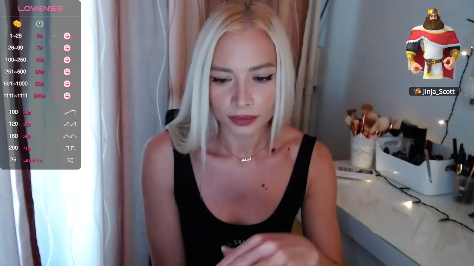 Gallery image thumbnail from Rapunzelll's myfreecams stream on, 10/18/2023, 08:16 image 9 of 20
