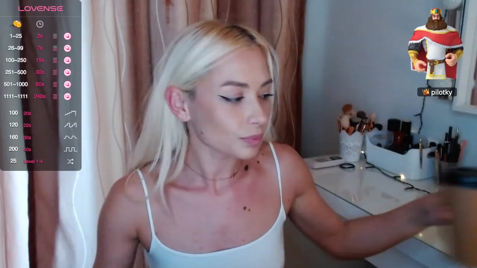 Gallery image thumbnail from Rapunzelll's myfreecams stream on, 11/02/2023, 12:16 image 6 of 20