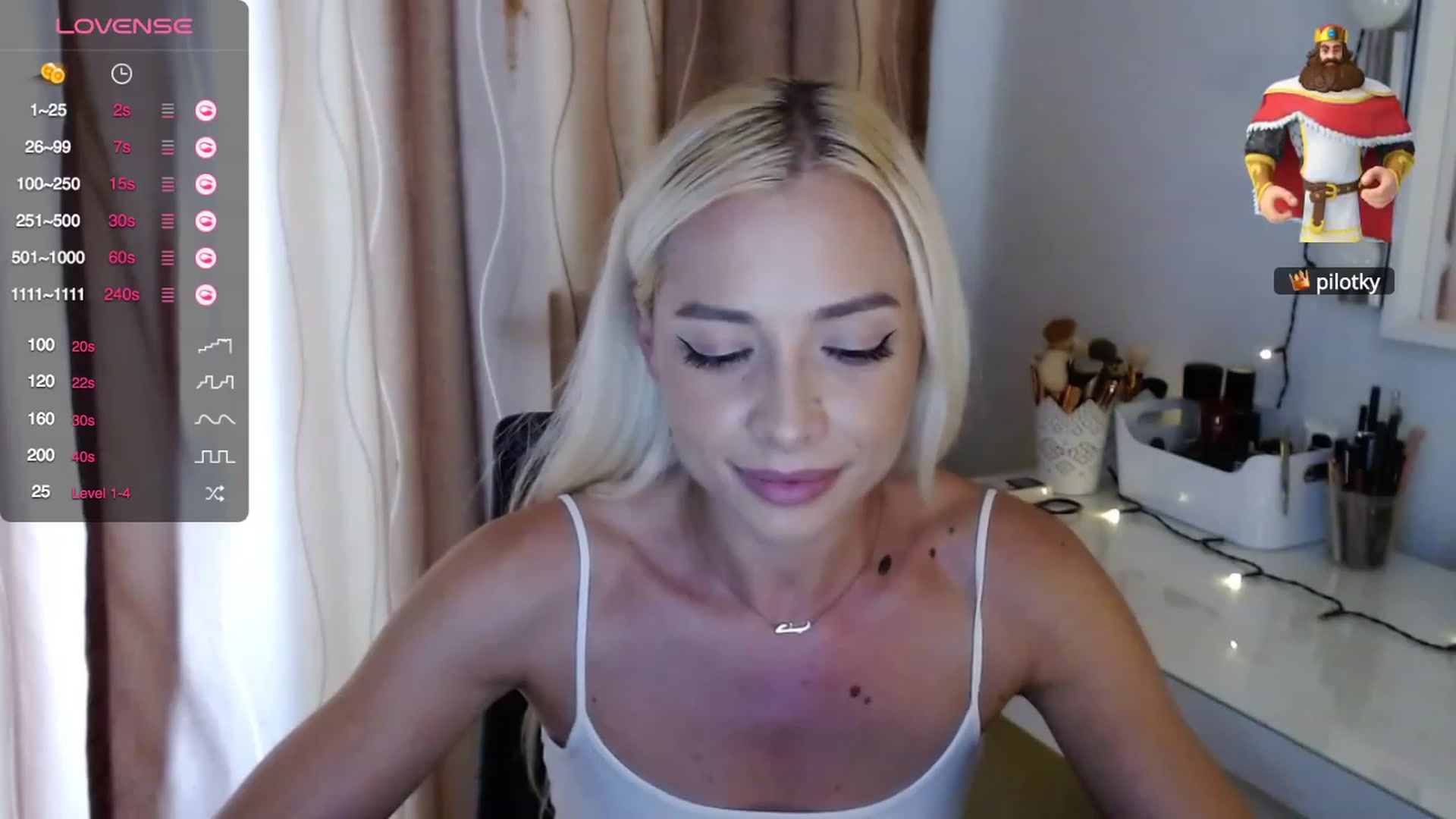 Gallery image thumbnail from Rapunzelll's myfreecams stream on, 11/02/2023, 12:16 image 13 of 20