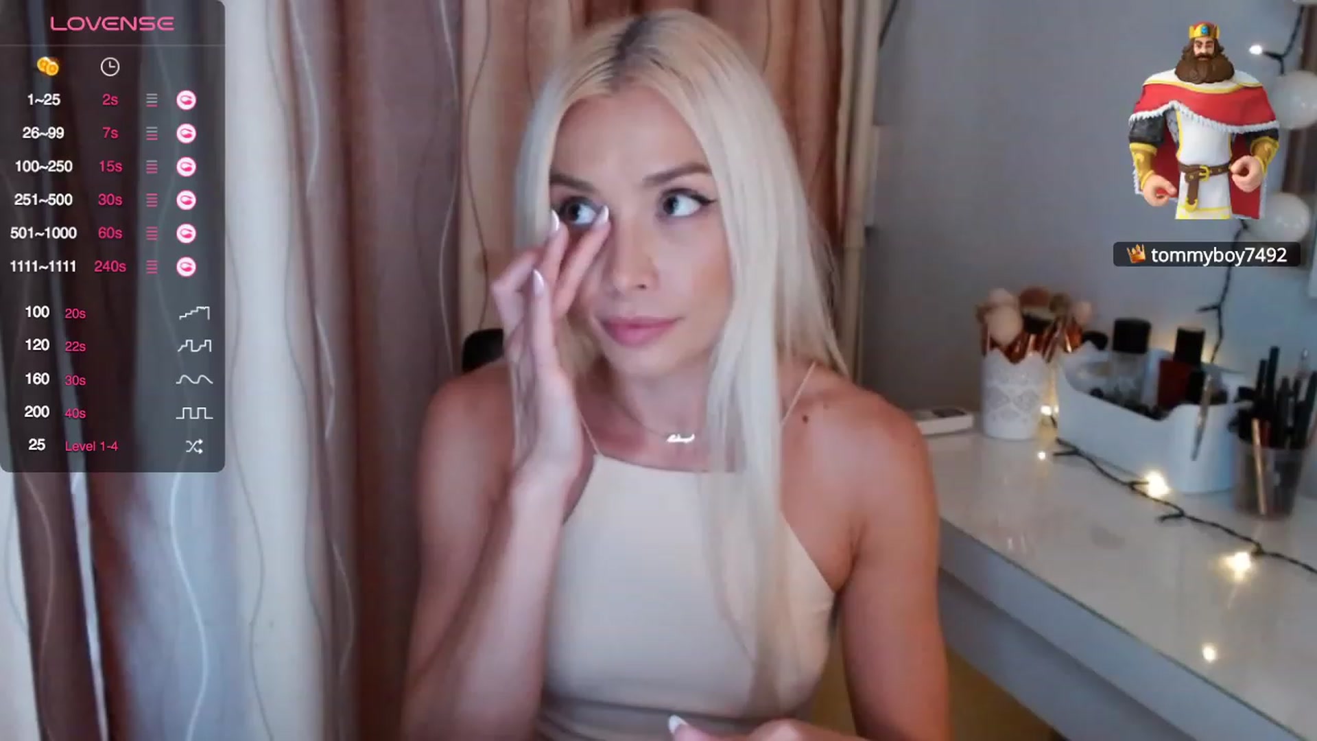 Gallery image thumbnail from Rapunzelll's myfreecams stream on, 11/04/2023, 15:48 image 6 of 20