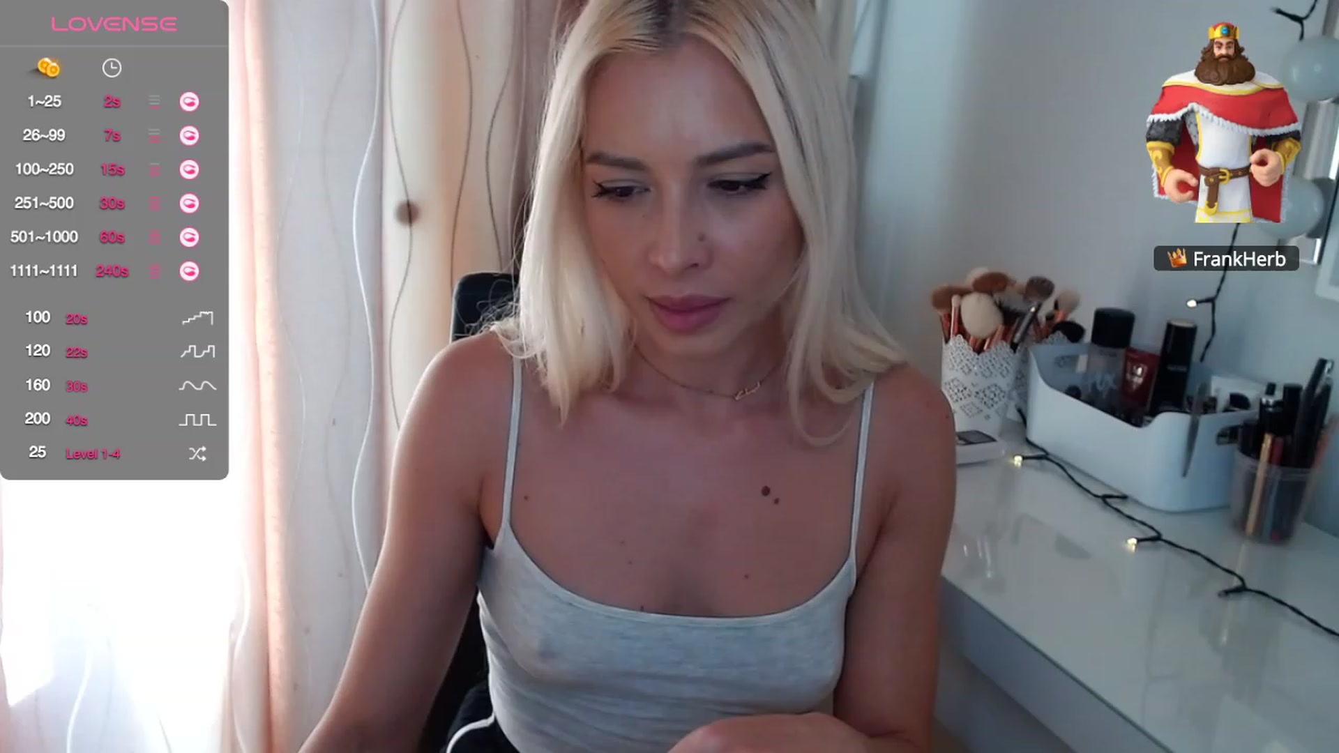 Gallery image thumbnail from Rapunzelll's myfreecams stream on, 11/05/2023, 09:54 image 10 of 20