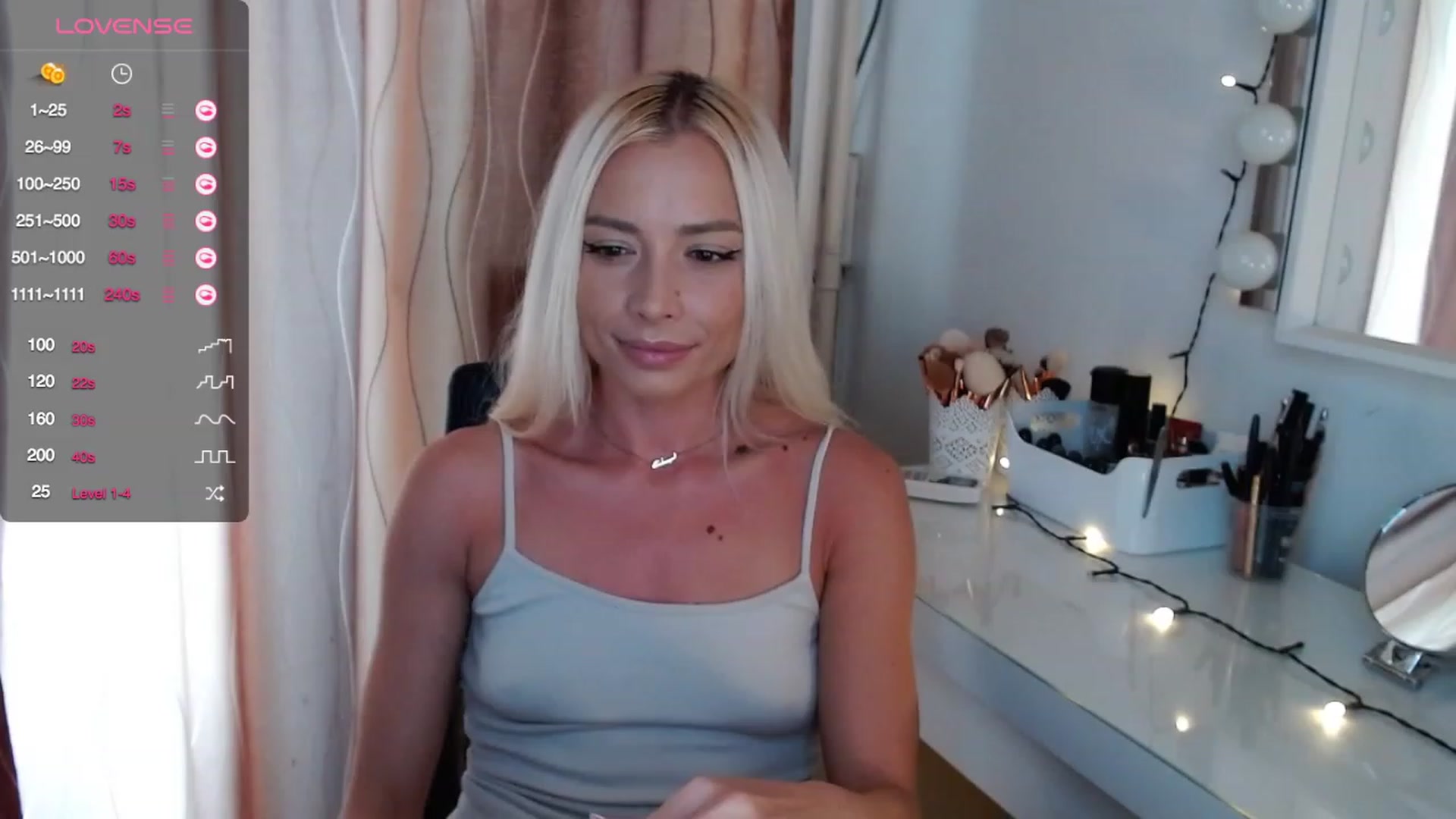 Gallery image thumbnail from Rapunzelll's myfreecams stream on, 11/07/2023, 09:14 image 1 of 20