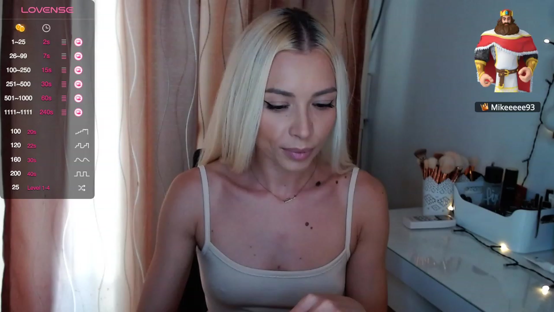 Gallery image thumbnail from Rapunzelll's myfreecams stream on, 11/23/2023, 09:25 image 8 of 20