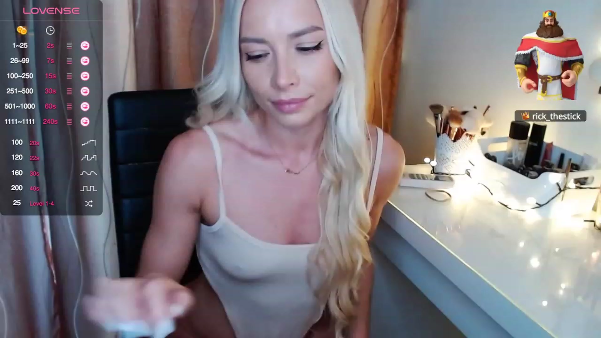 Gallery image thumbnail from Rapunzelll's myfreecams stream on, 12/08/2023, 13:12 image 14 of 20