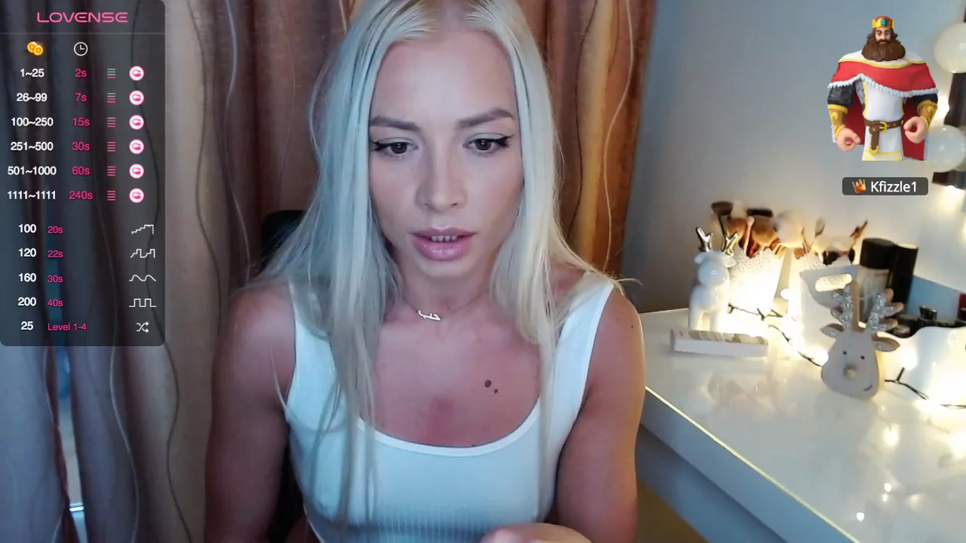 Gallery image thumbnail from Rapunzelll's myfreecams stream on, 12/11/2023, 09:22 image 15 of 20