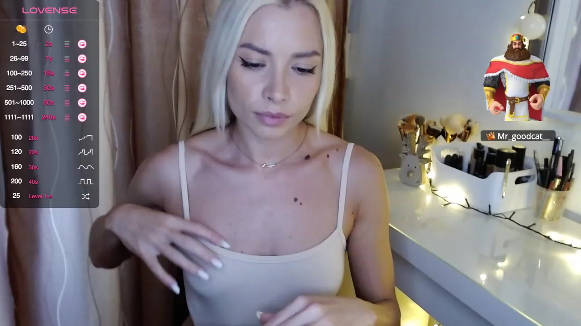 Gallery image thumbnail from Rapunzelll's myfreecams stream on, 01/08/2024, 10:38 image 10 of 20