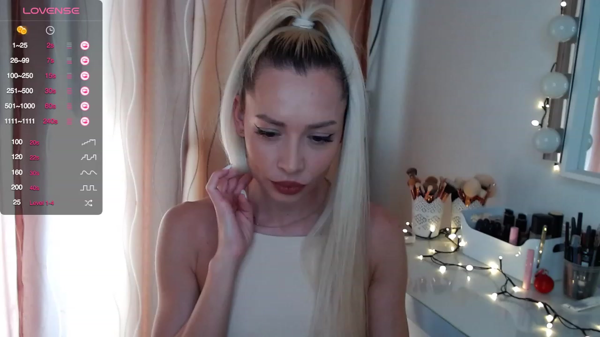 Gallery image thumbnail from Rapunzelll's myfreecams stream on, 02/20/2024, 11:15 image 1 of 20