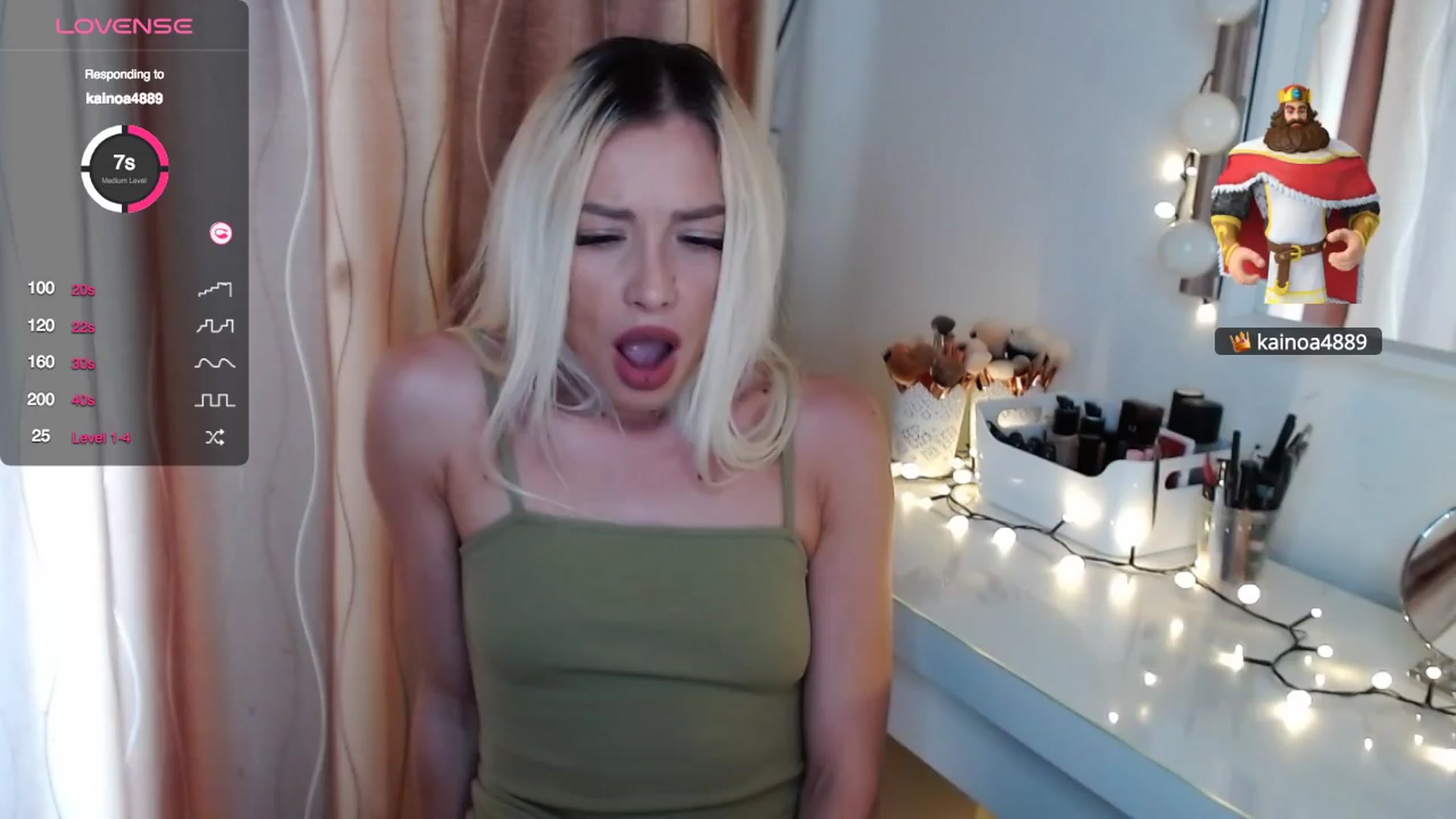 Gallery image thumbnail from Rapunzelll's myfreecams stream on, 04/01/2024, 08:54 image 12 of 20