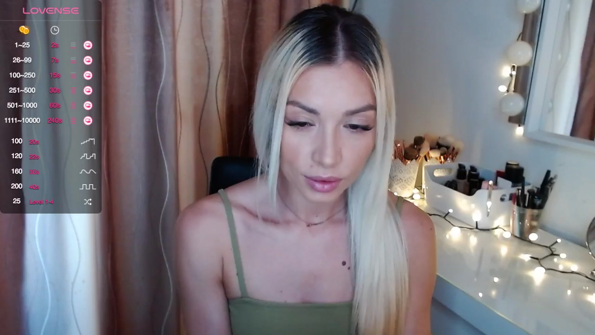 Gallery image thumbnail from Rapunzelll's myfreecams stream on, 04/04/2024, 07:58 image 9 of 20