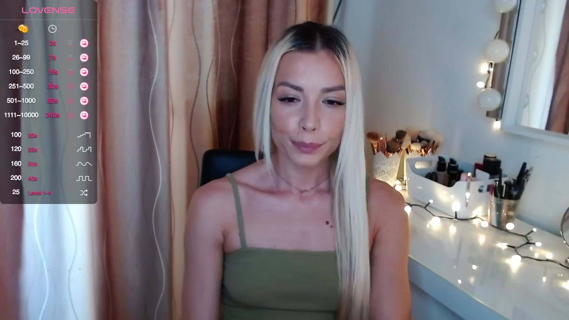 Gallery image thumbnail from Rapunzelll's myfreecams stream on, 04/04/2024, 07:58 image 16 of 20