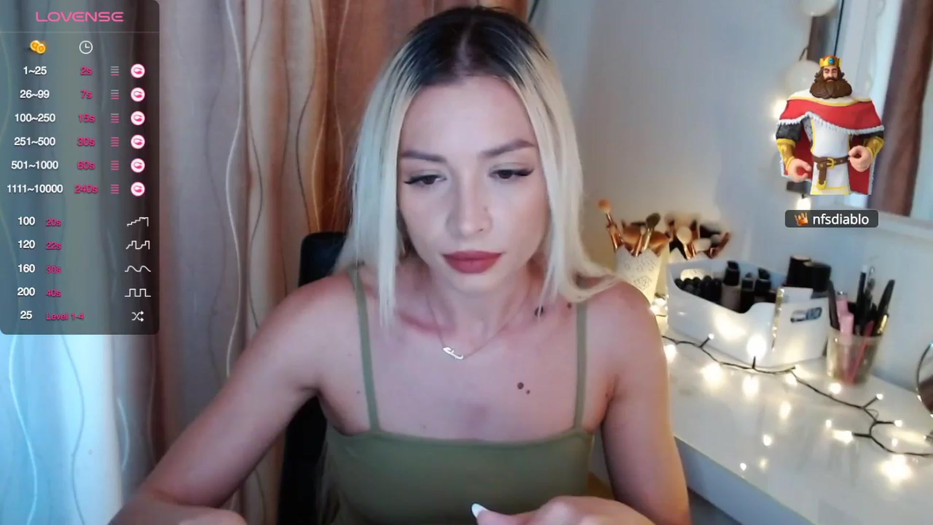 Gallery image thumbnail from Rapunzelll's myfreecams stream on, 04/10/2024, 08:38 image 3 of 20