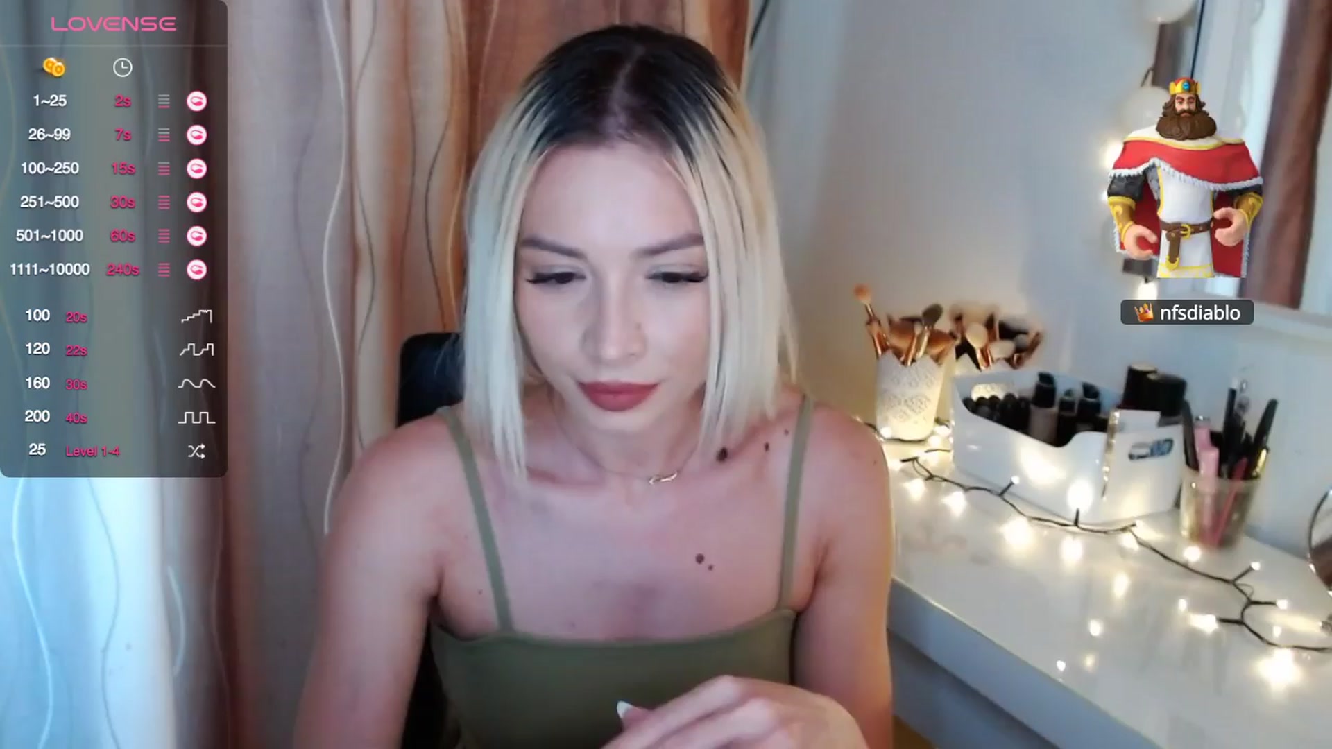 Gallery image thumbnail from Rapunzelll's myfreecams stream on, 04/10/2024, 08:38 image 16 of 20